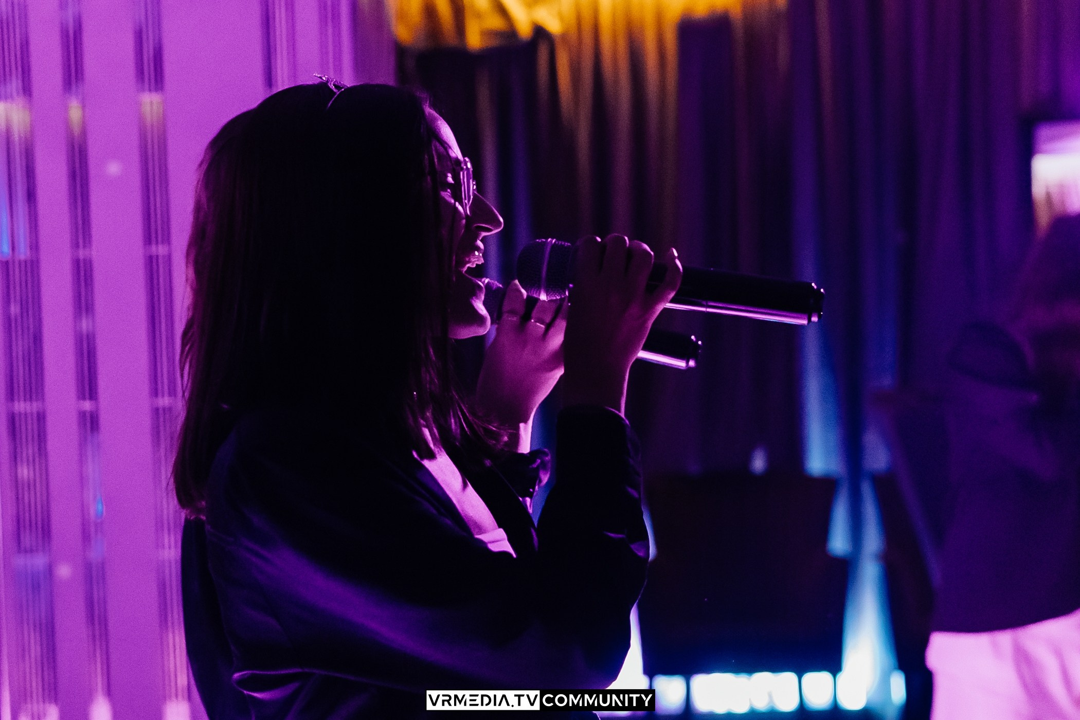 Выходные в караоке-баре «Volna»