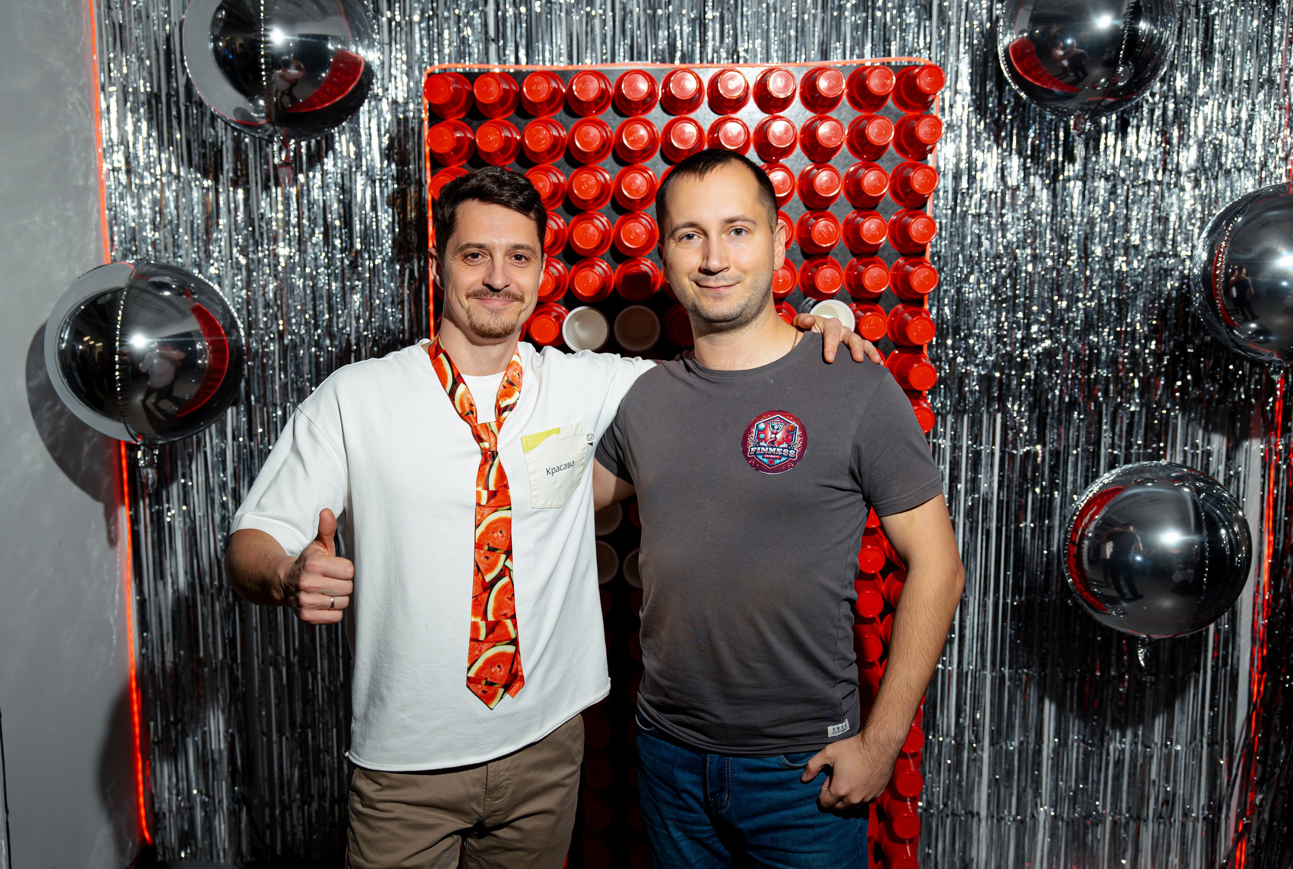 Дубль гис (офисная туса). Фотограф Вячеслав Фарунин