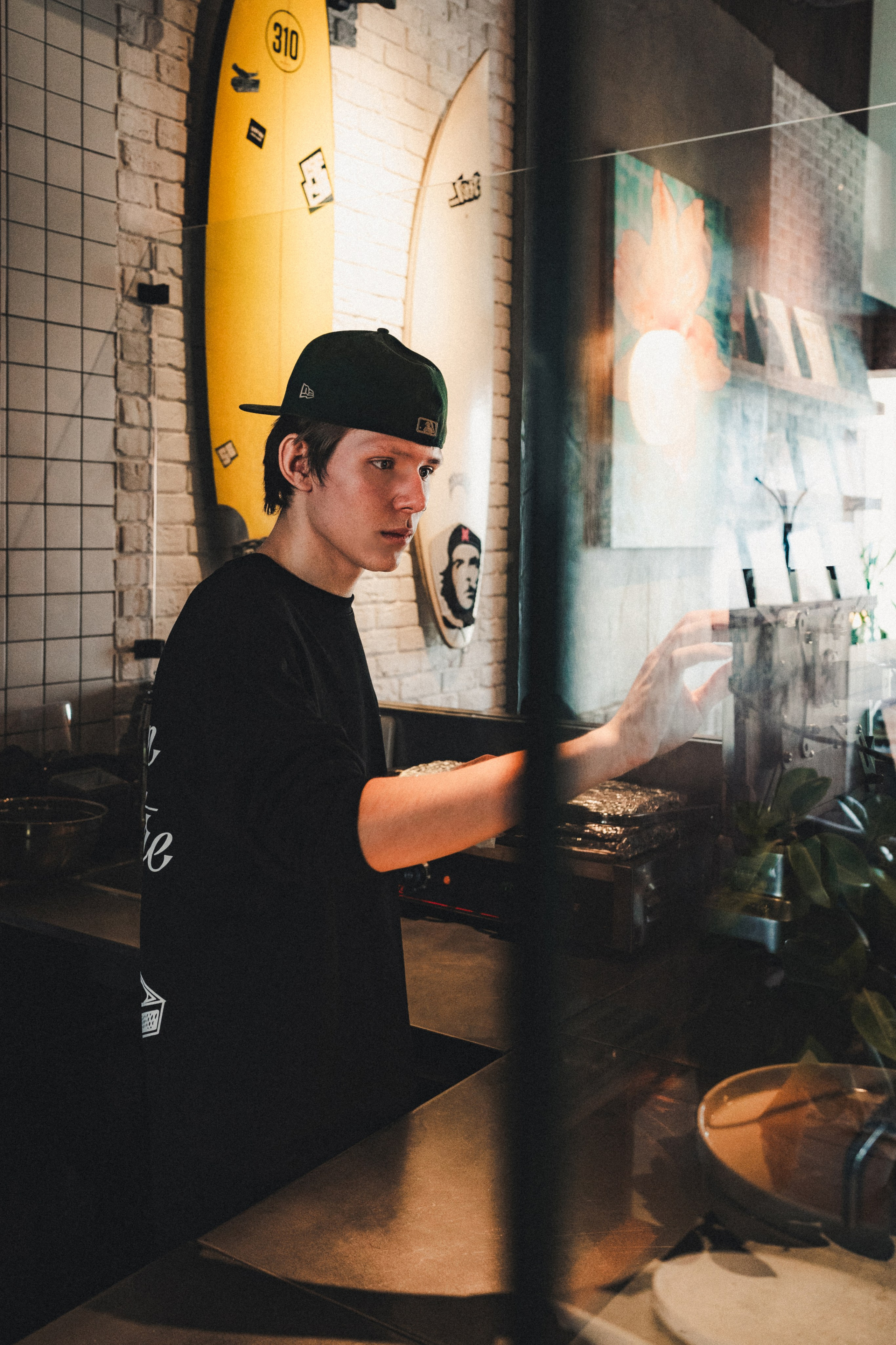 Фотосъёмка для сети кофеен Surf Coffee. Фотограф Илья К. в Москве