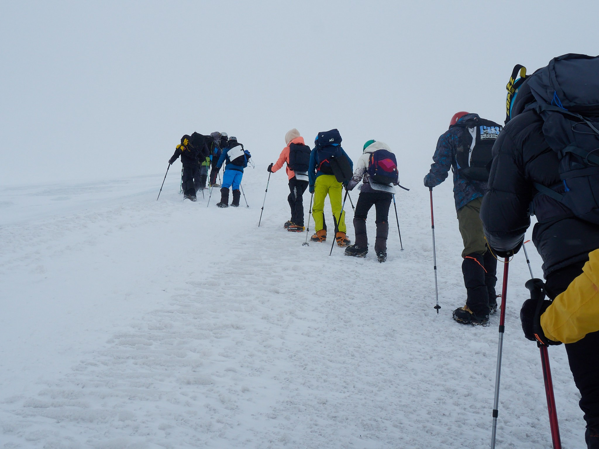 19.04 съемка на Эльбрусе: Выход на скалы Пастухова. Горный, высотный Фотограф на Эльбрусе Георгий