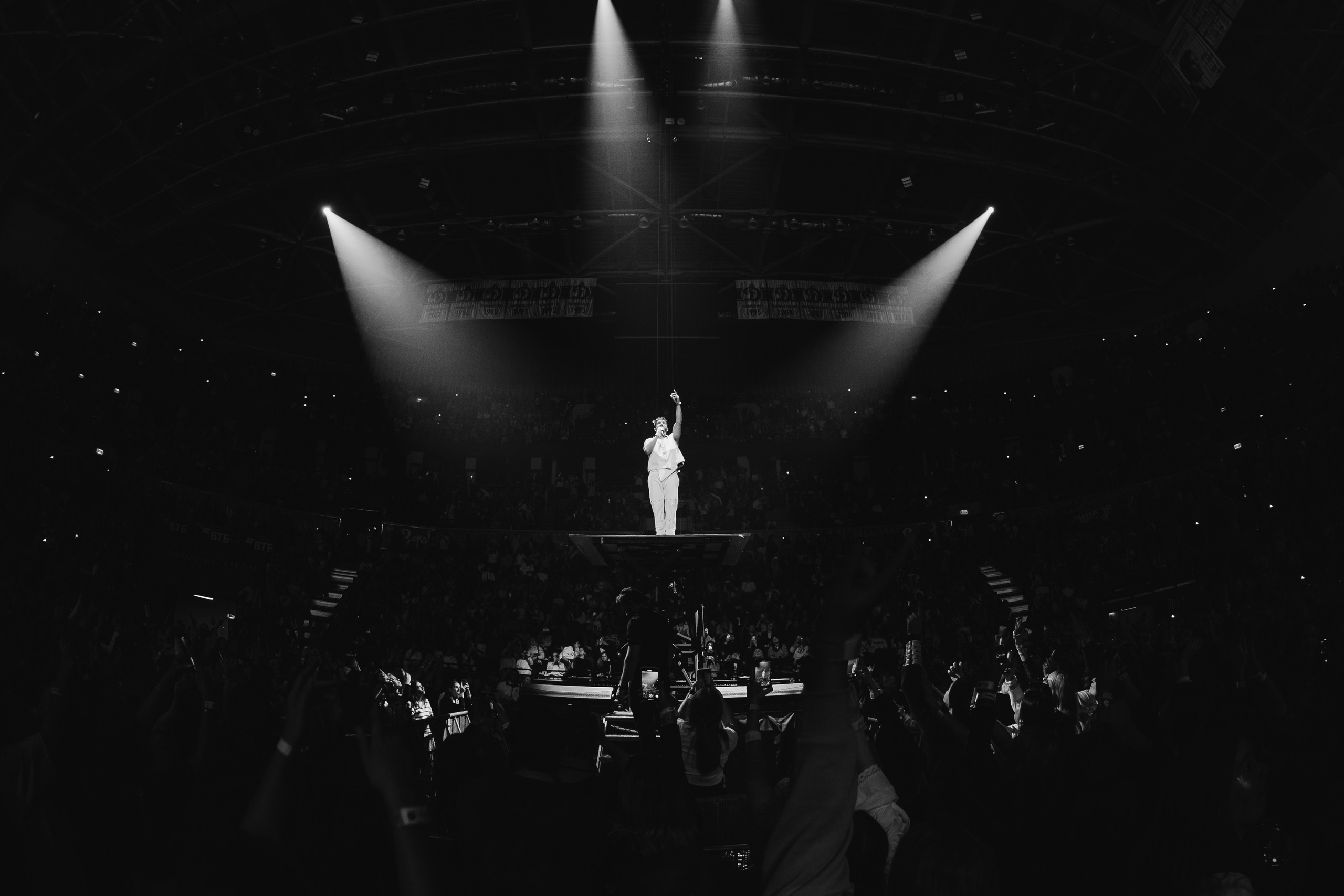 Концерт JONY. Фотограф в Москве