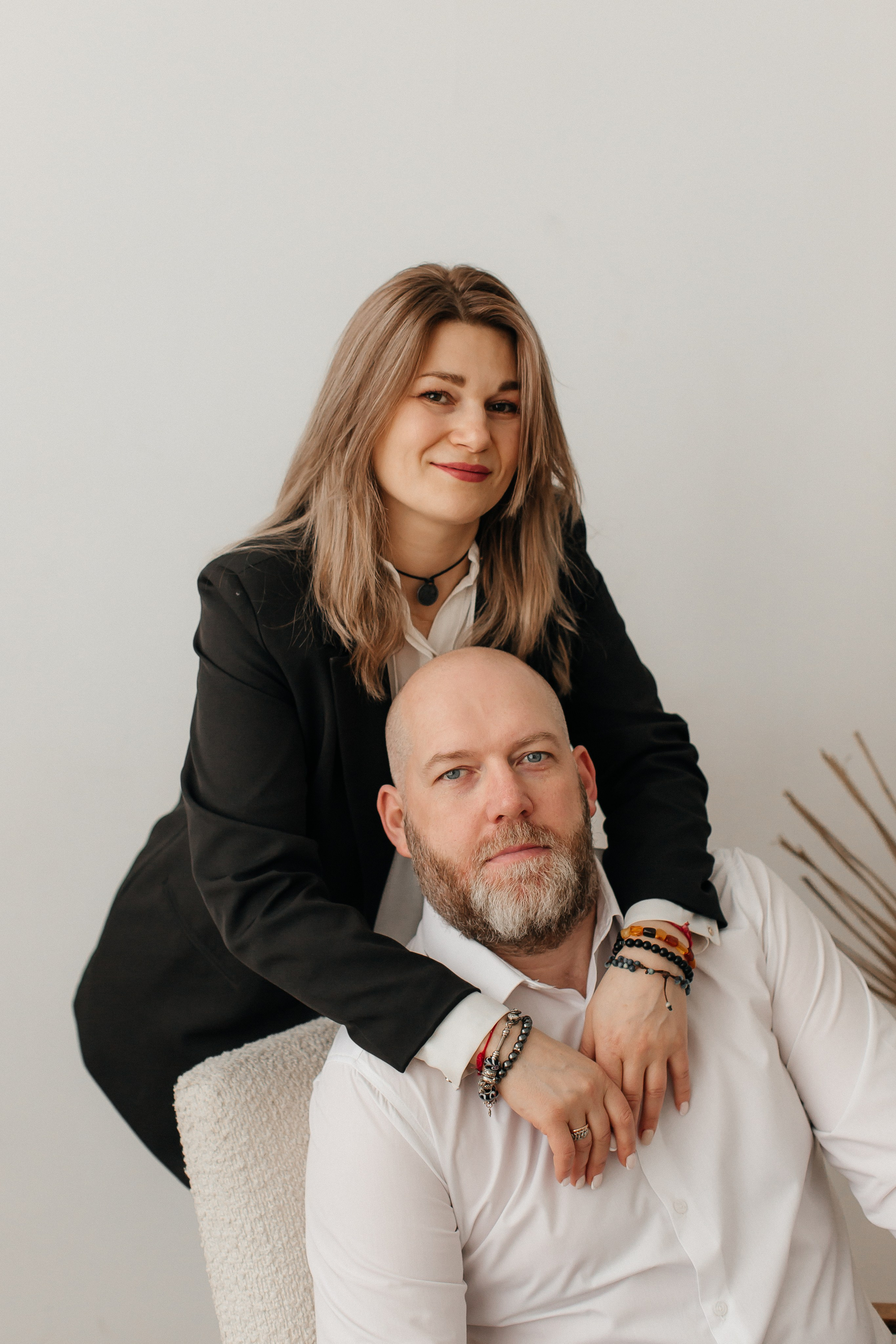 Любовь с семьей в студии. Семейный, детский и школьный фотограф в Москве Рудницкая Анна