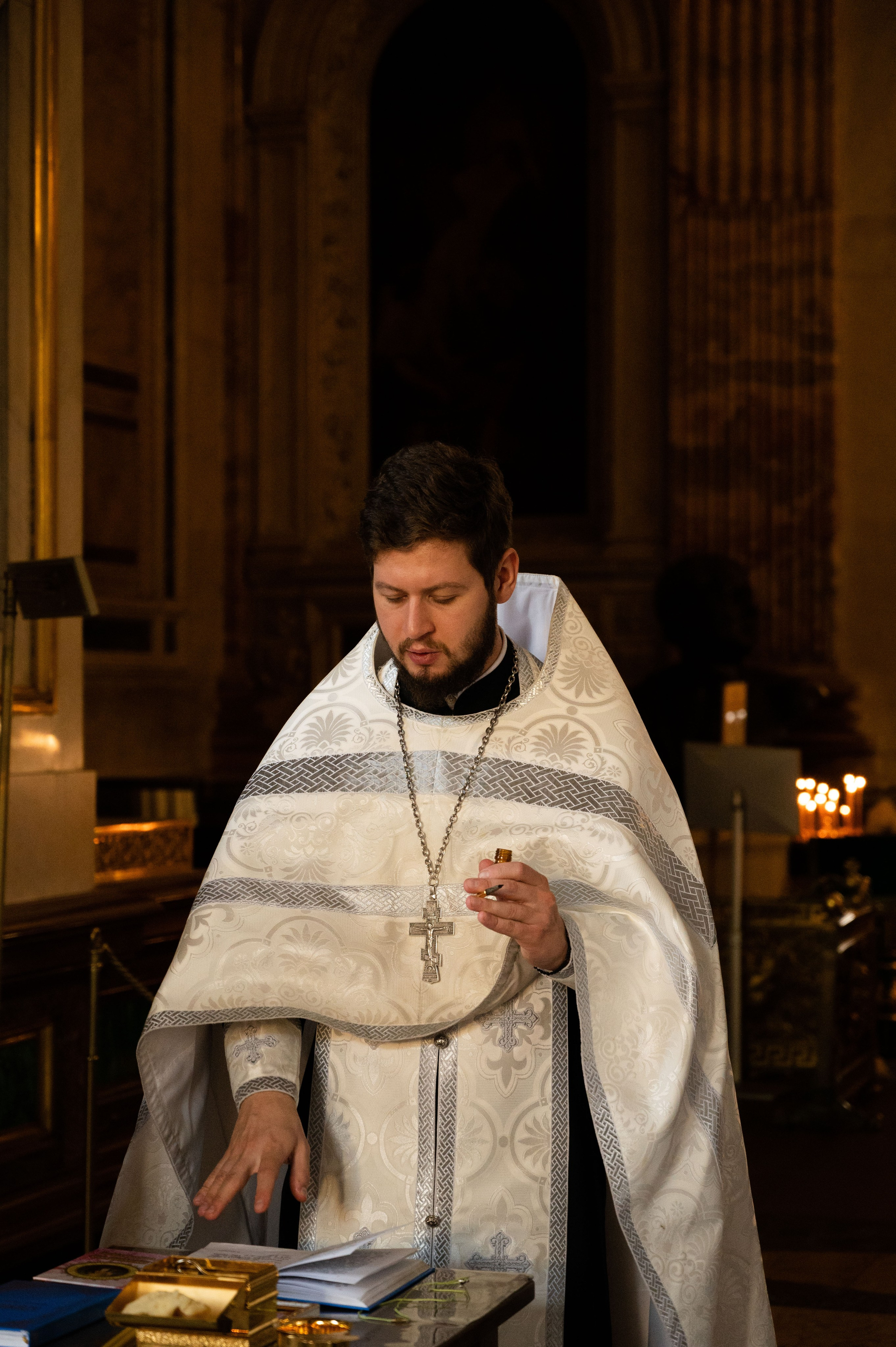 Крещение. Профессиональный фотограф беременности в СПБ. Стильные фотосессии беременности в стиле минимализм и классическая фотография