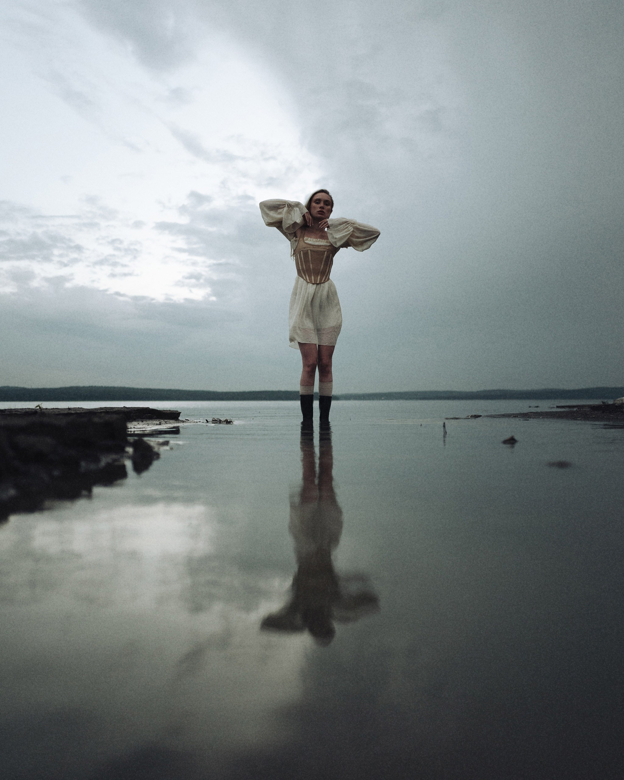 Даша «Сухой берег». Никита Линейцев — индивидуальный портретный фотограф в Москве и Иркутске