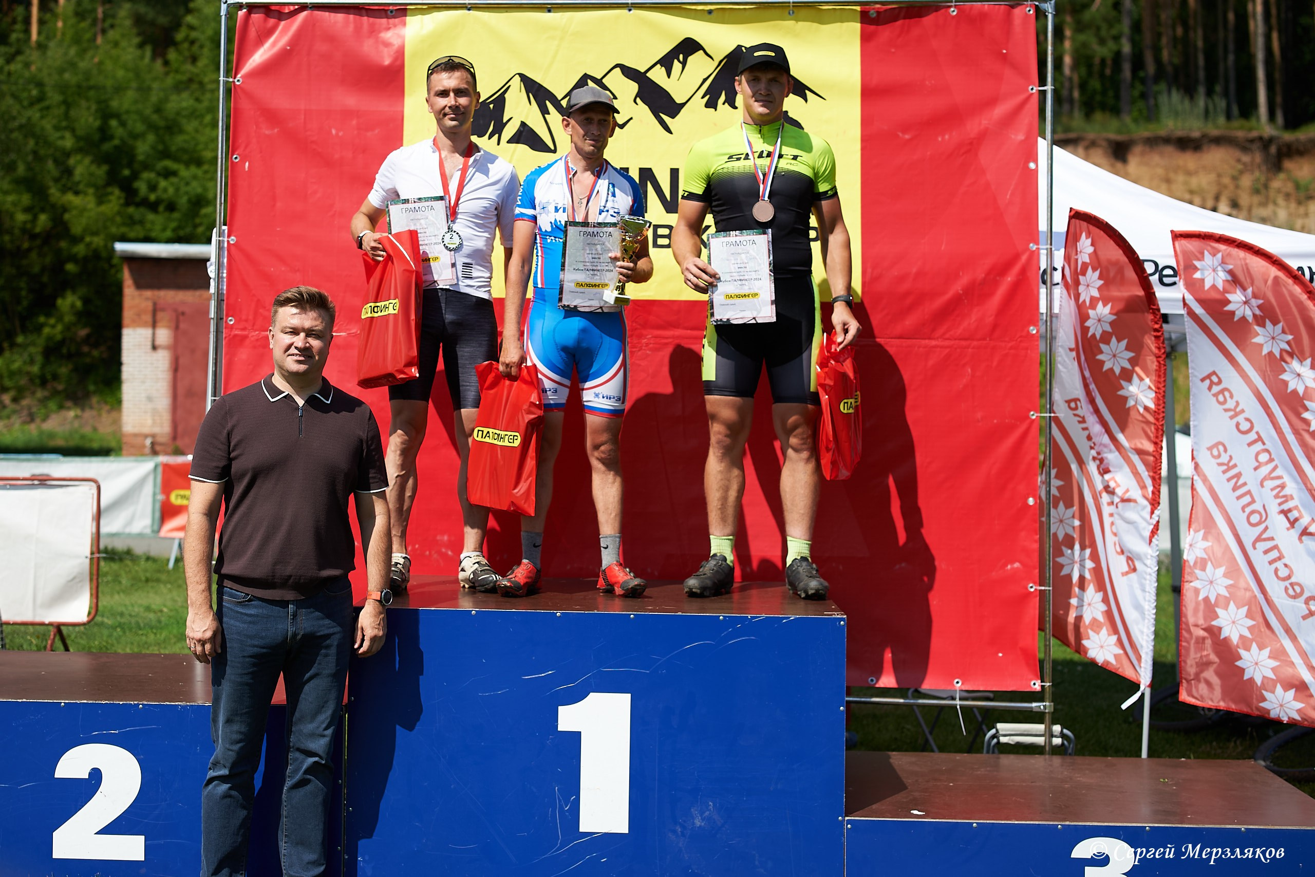 Кубок ПАЛФИНГЕР 2024 (MTB-XCO). Ижевск. 20.07.2024. Спортивный репортажный фотограф в Ижевске Сергей Мерзляков