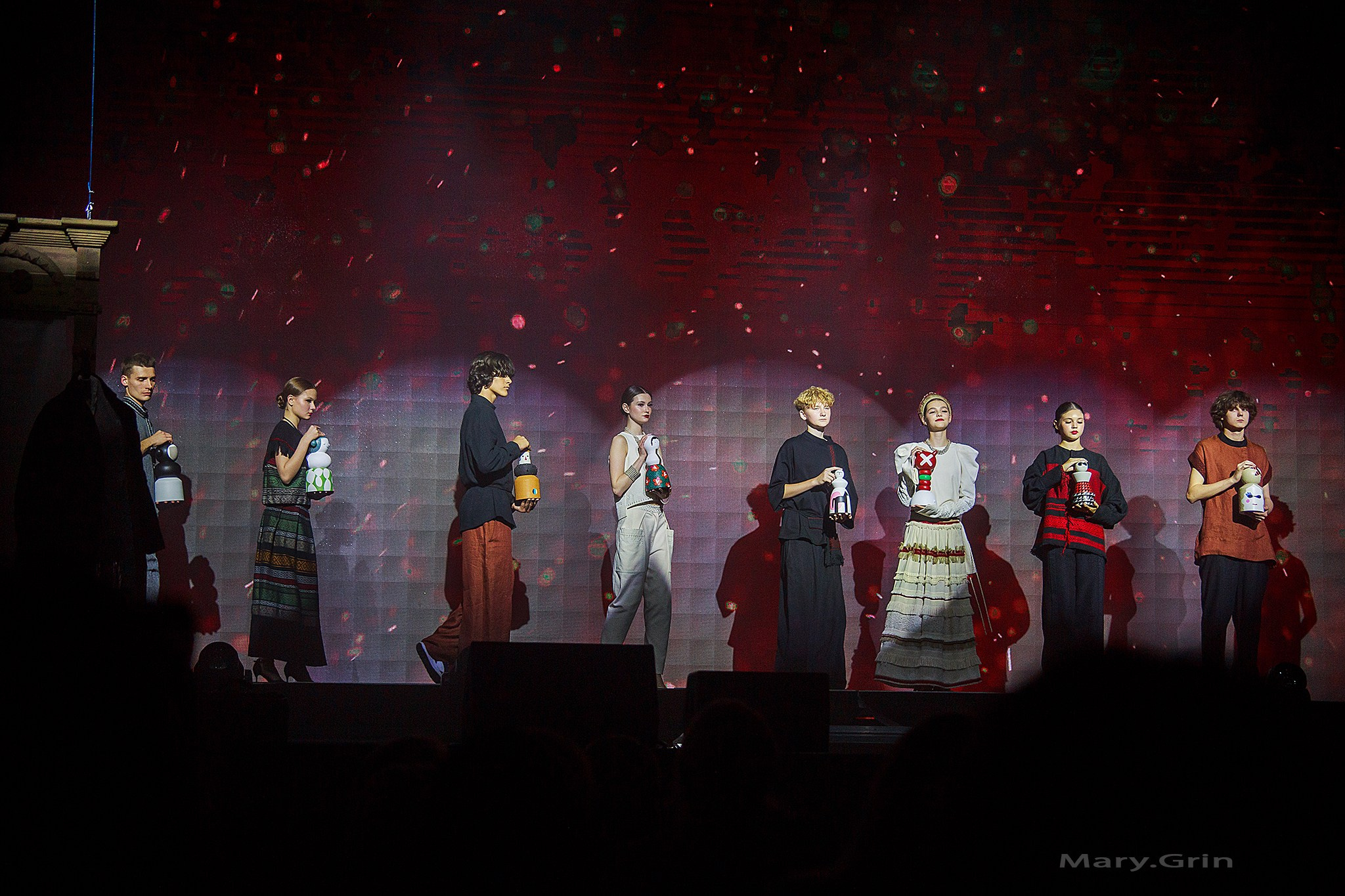 Подиумный спектакль «стиль Надежды» 2025. Детский и семейный фотограф, фотограф мероприятий Нижний Новгород