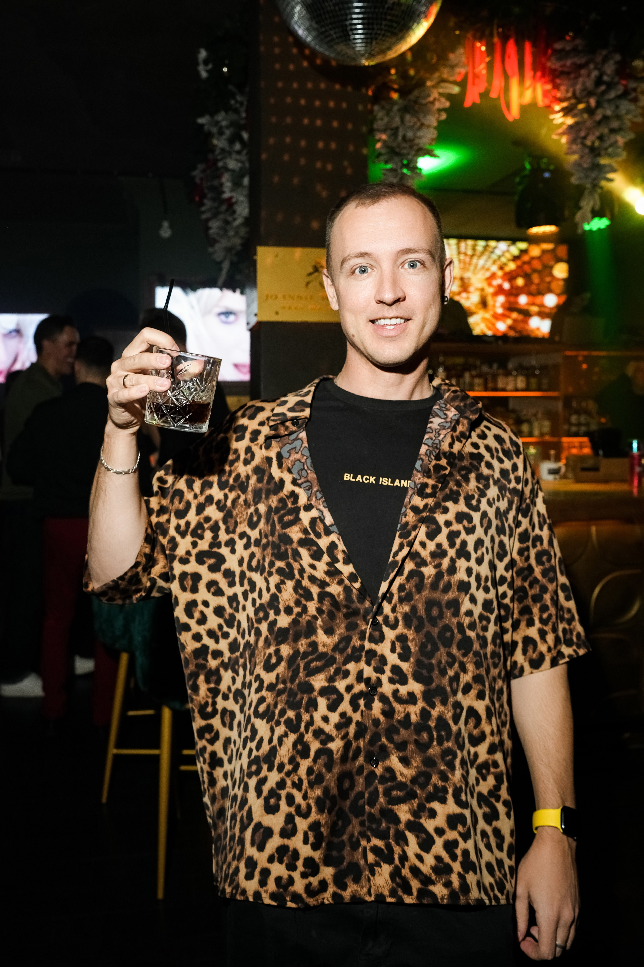 EVENT-туса в караоке. Свадебный фотограф и видеограф в Ростове-на-Дону. Максим и Наталья Лебедевы