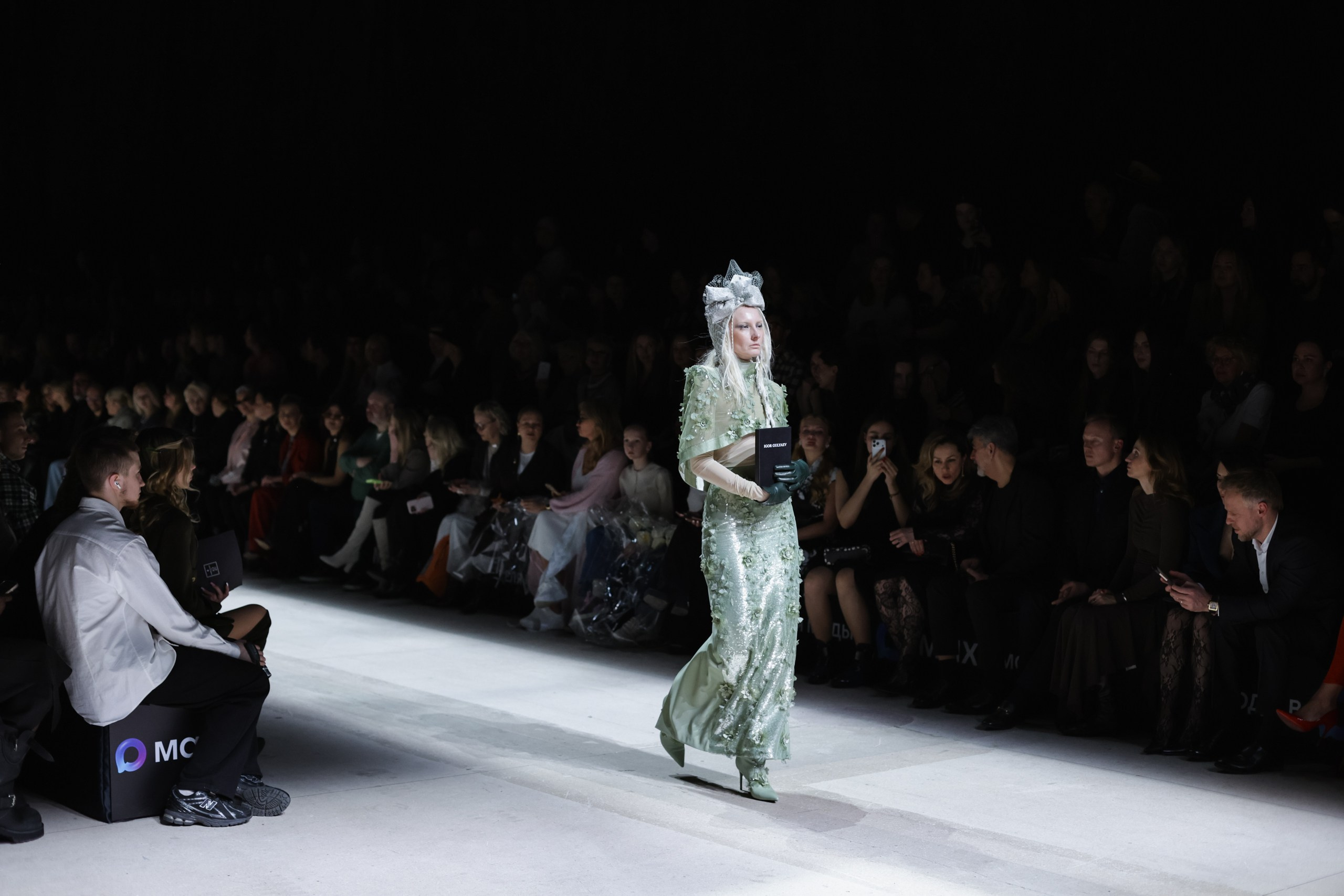 Показ IGOR GULYAEV — Moscow Fashion Week 19/03. Jane Kudryavtseva | MODEL PHOTO, PORTRAIT & EVENTS