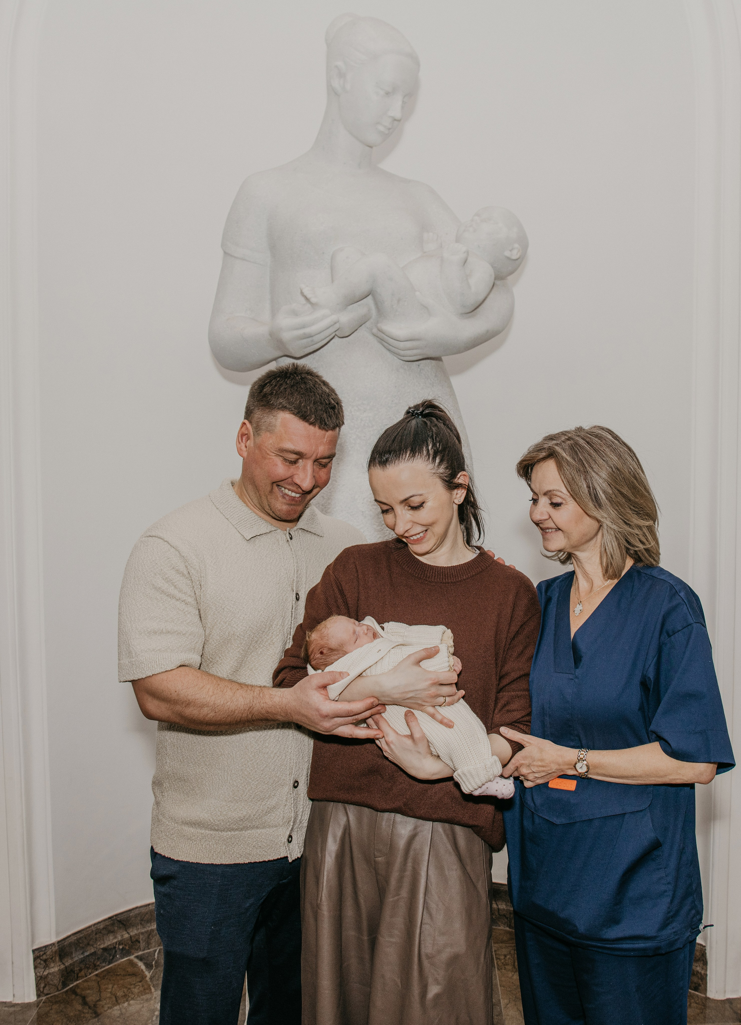 Выписка Екатерины. Снегиревка. Фотограф на выписку из роддома в Москве и МО