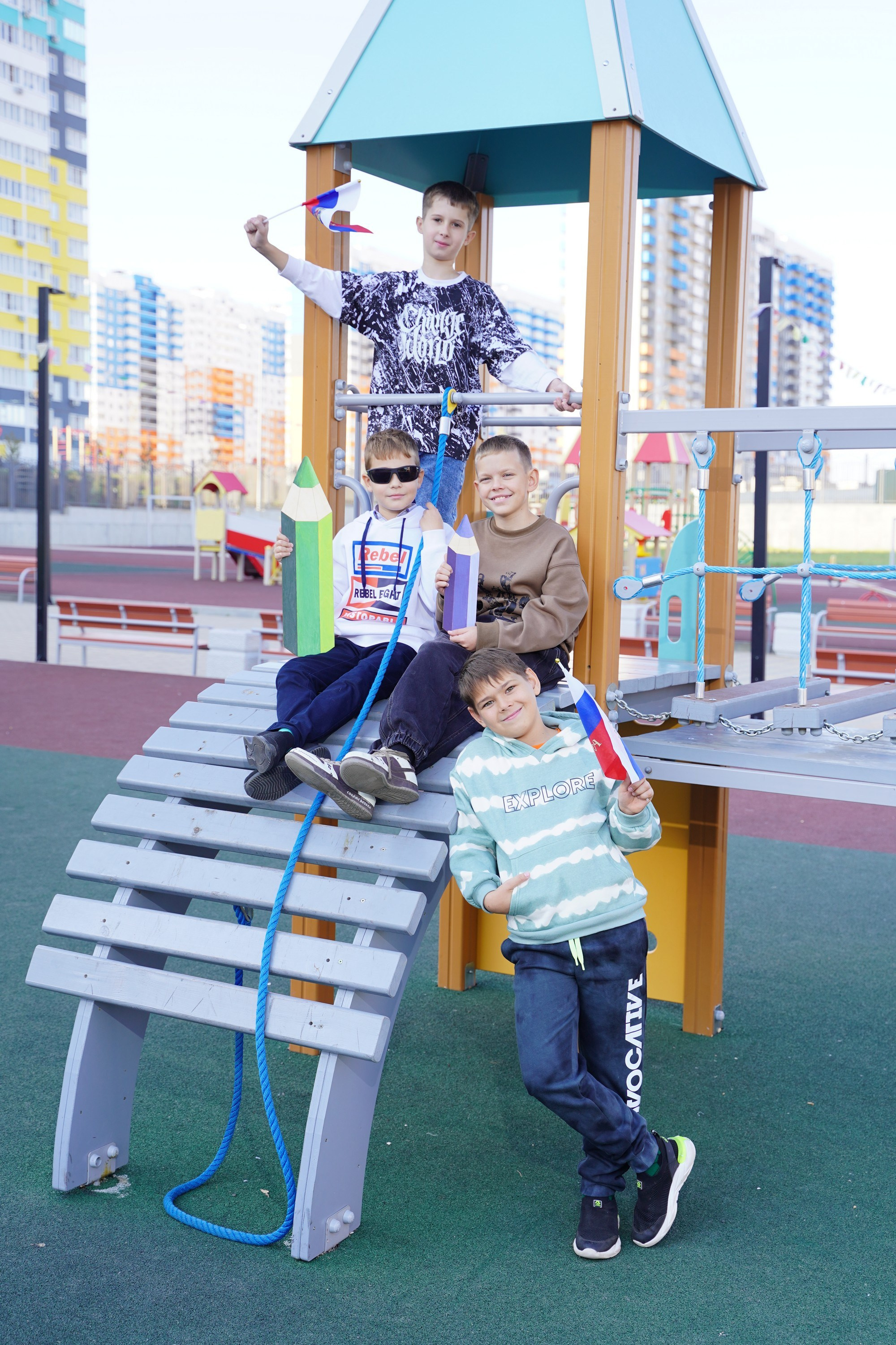 Фотосессии на улице. MEMENTO.Выпускные альбомы, школьные, юбилейные и другие книги. Ростов-на-Дону