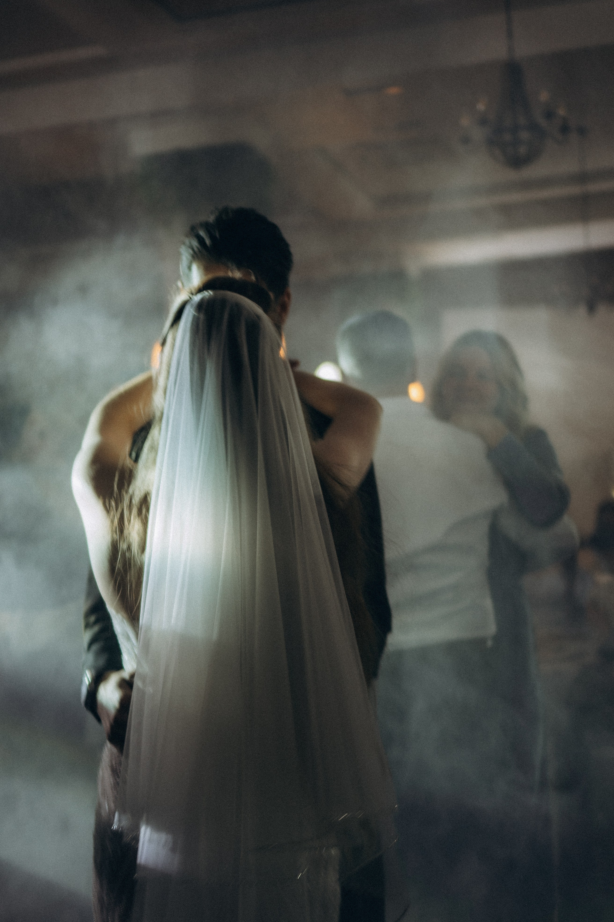 СВАДЕБНАЯ СЬЕМКА СБОРОВ В ОТЕЛЕ И ВЫЕЗД НА ЦЕРЕМОНИЮ (СНЯТО В СИБИРЕ В НИЖНЕВАРТОВСКЕ). Профессиональный фотограф, Санкт-Петербург — Виктория Богомолова