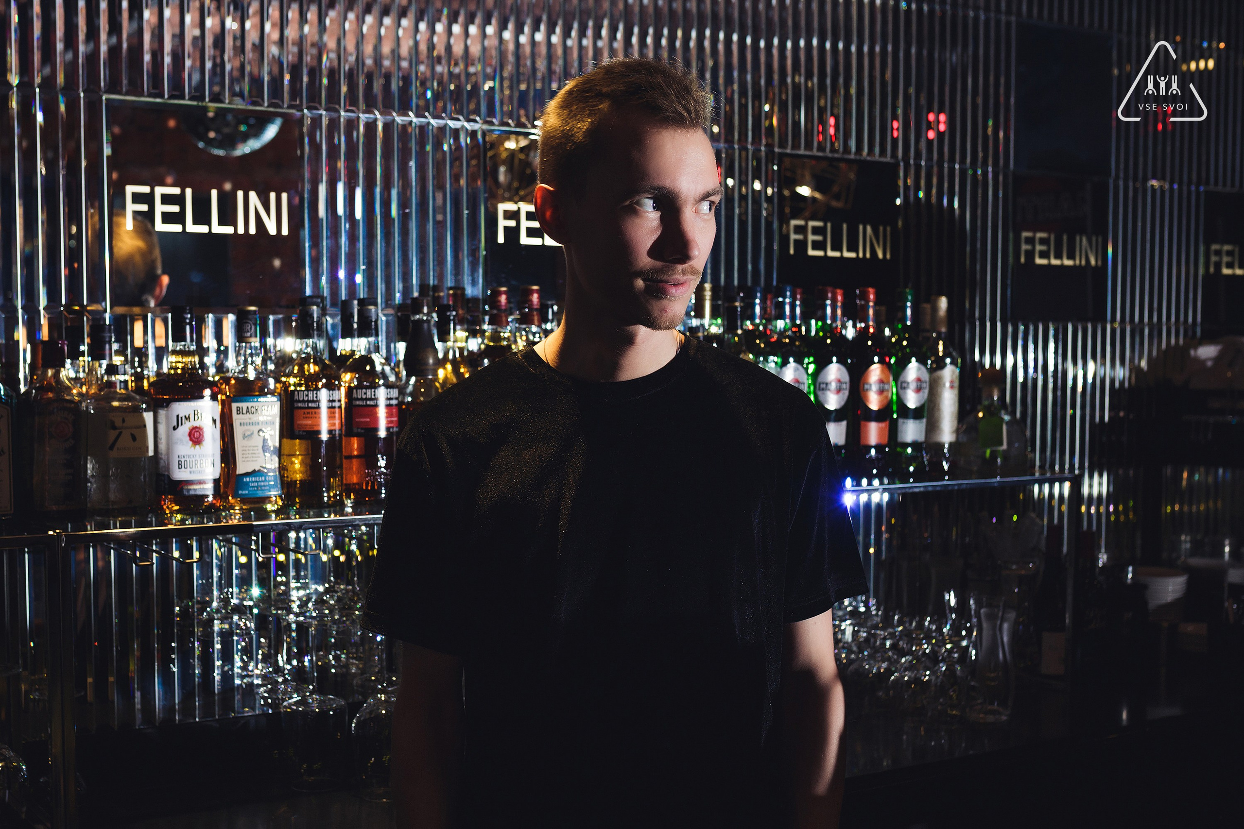 ЗАВЕДЕНИЯ. Roman Photo