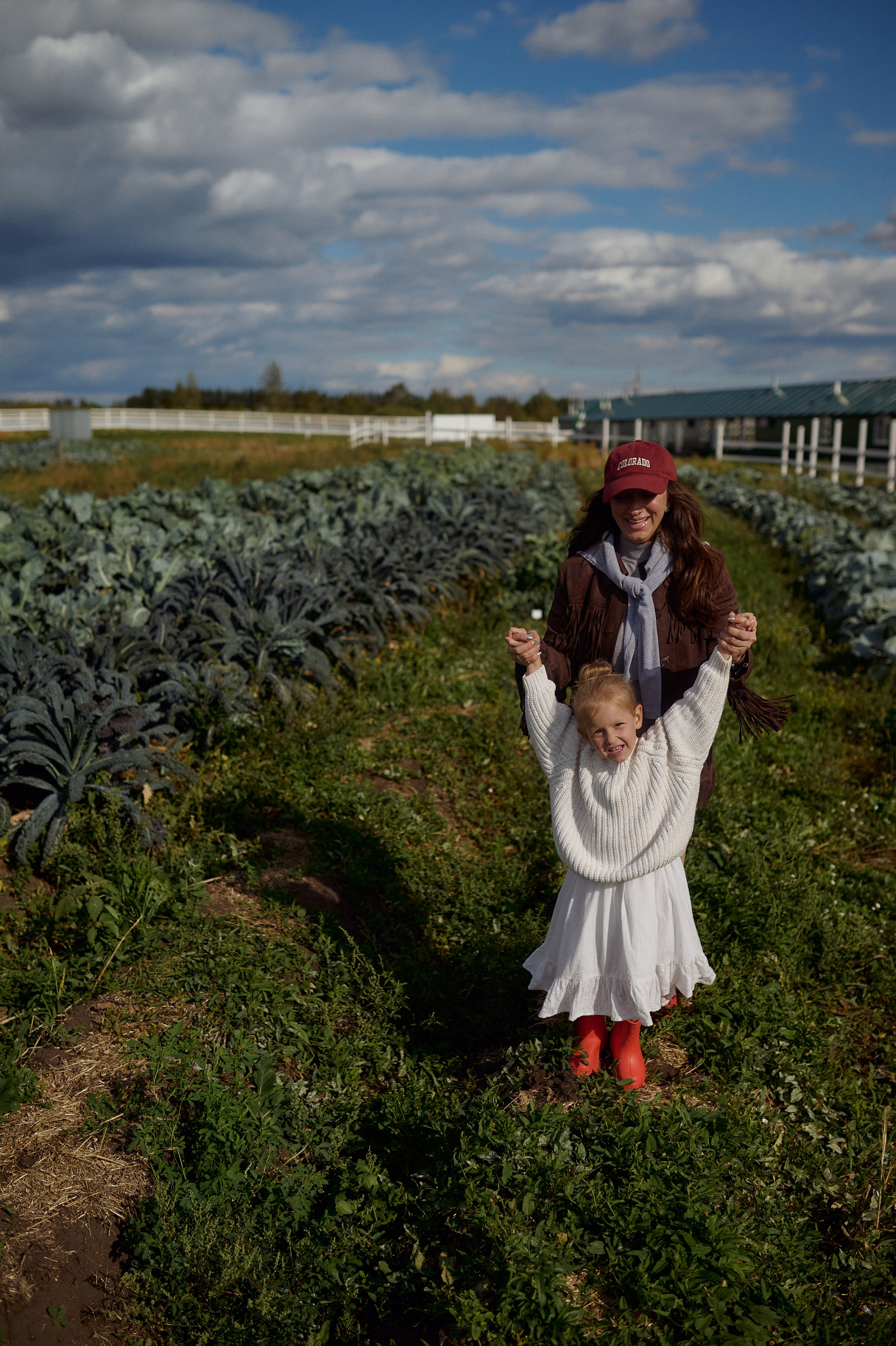 Кристина и Ариша на ферме. Семейный и свадебный lifestyle-фотограф в Москве Мария Петрова