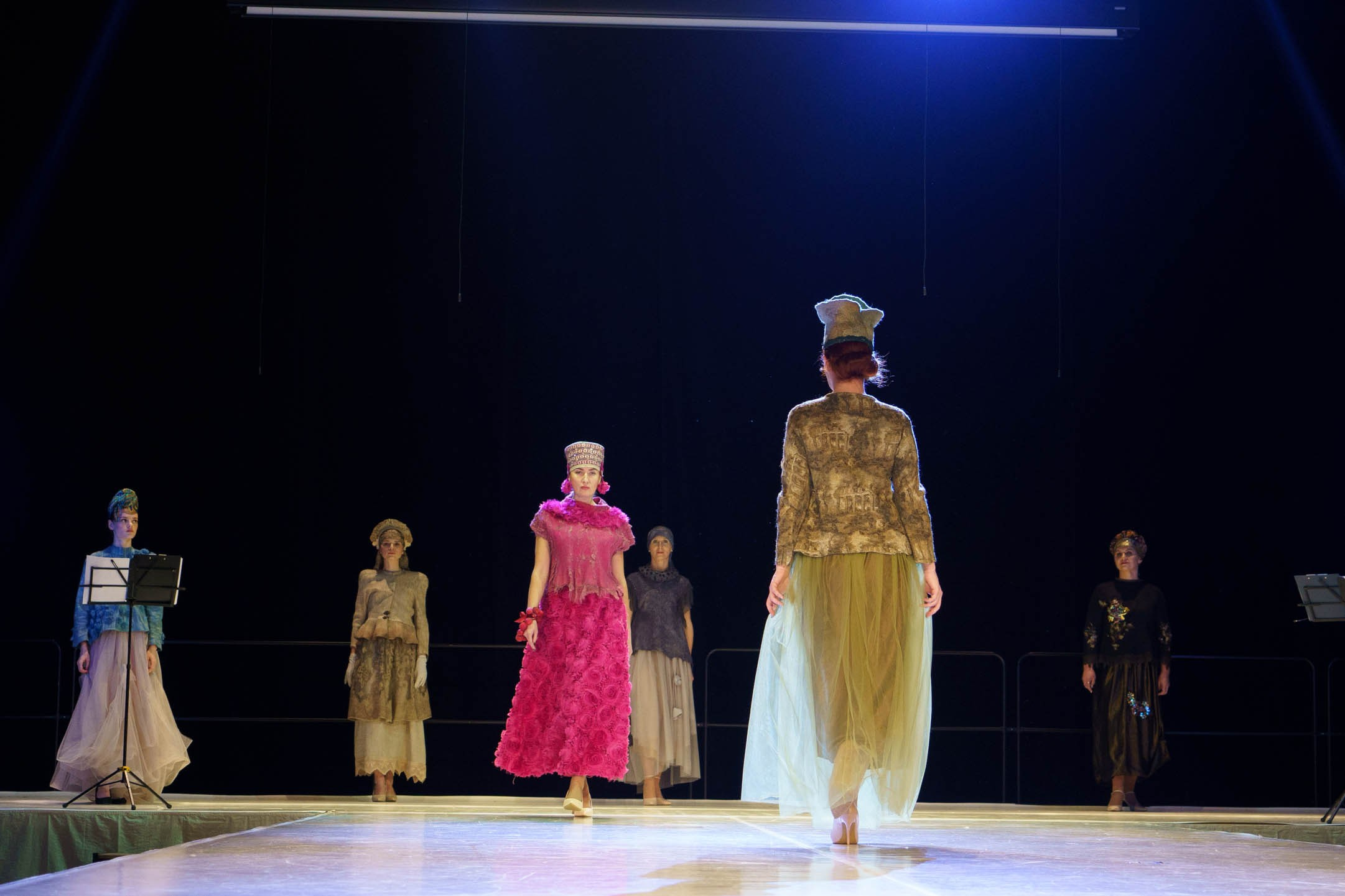 Дефиле. Фотограф/ видеограф Катя Ильина Калуга