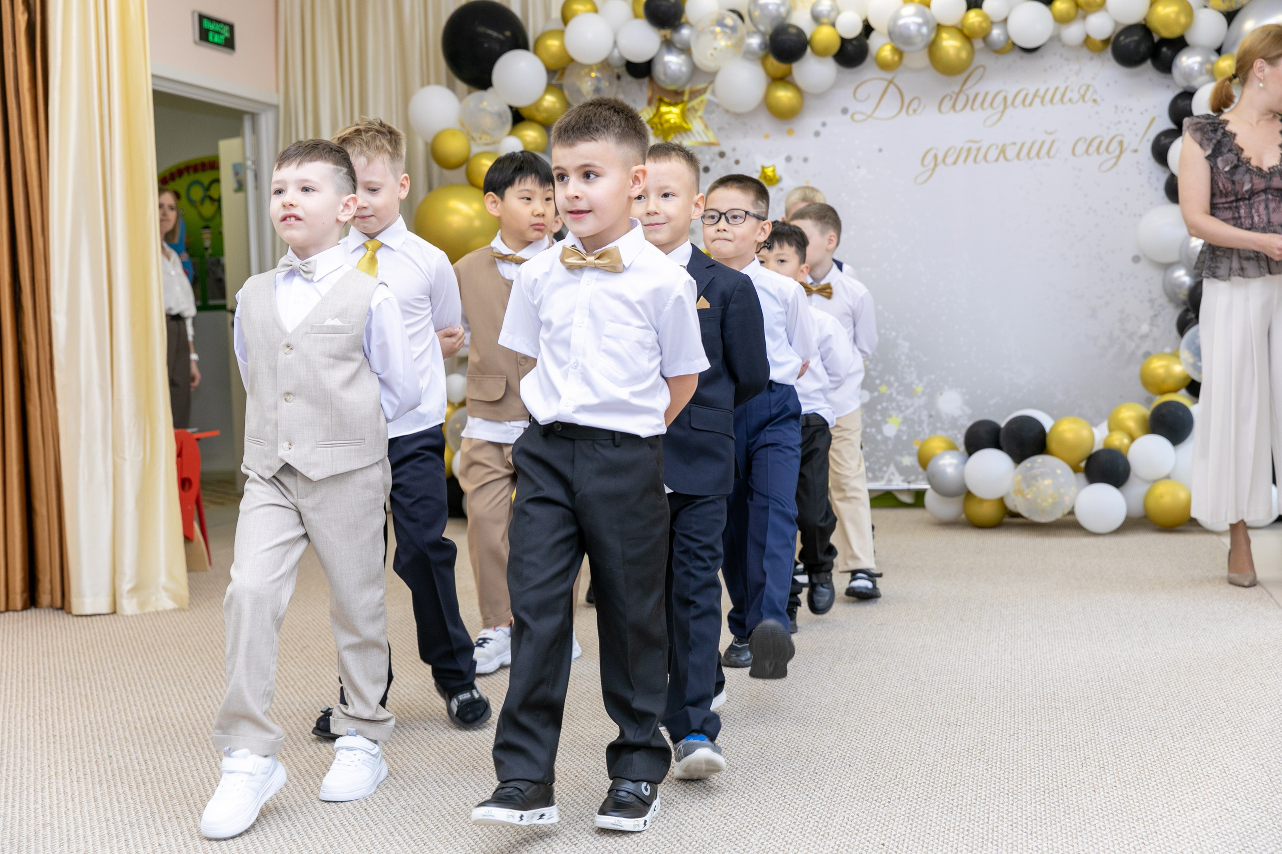 Выпускной Цветик-Семицветик 2025. Школьный и детский фотограф в Южно-Сахалинске Анастасия Лескова