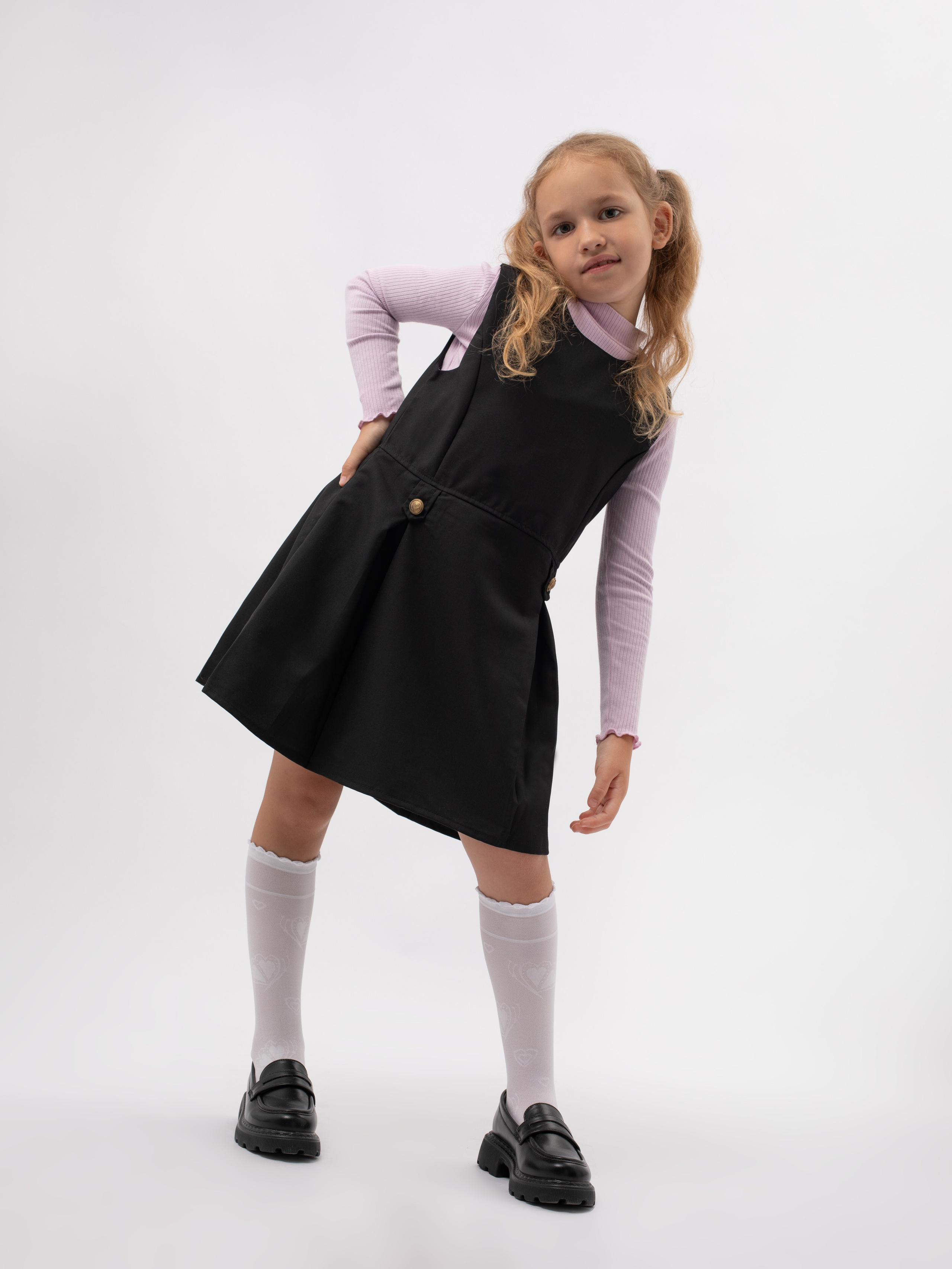 Школьная одежда. Фотостудия предметной и модельной съёмки для маркетплейсов