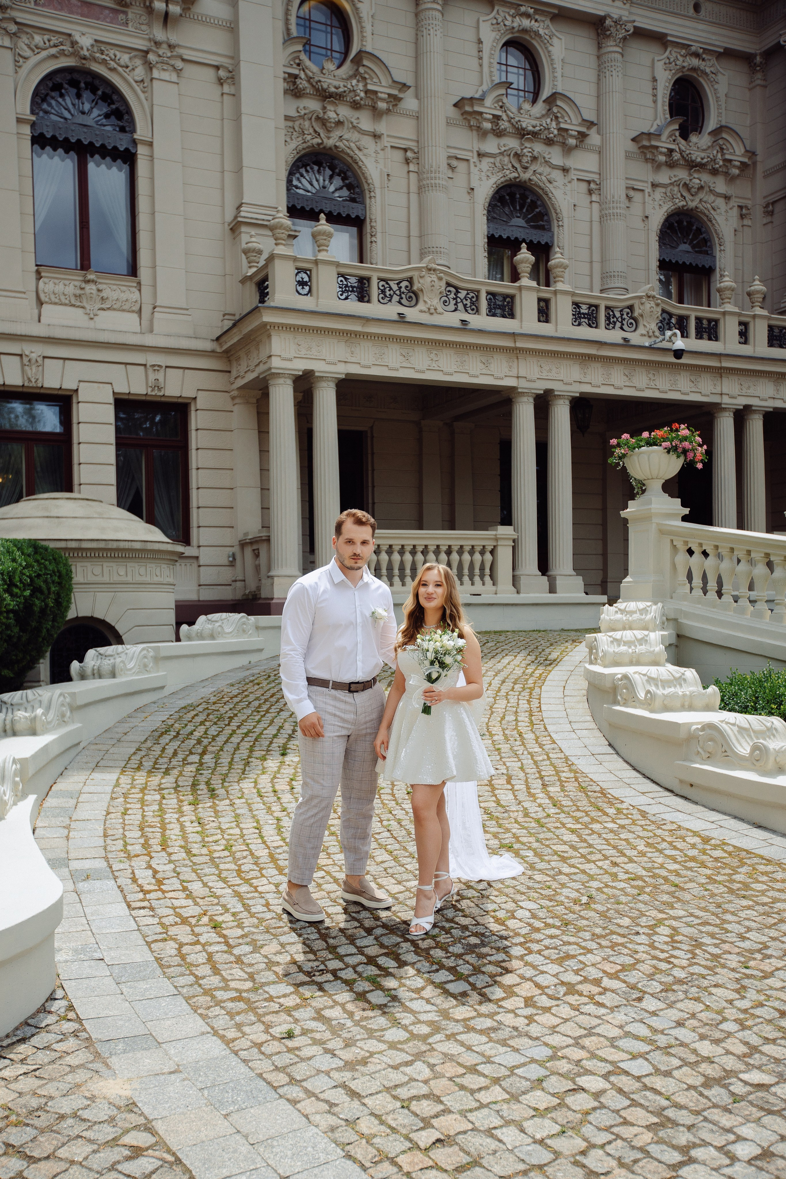 Ślubna sesja zdjęciowa w Pałacu Poznańskiego-Muzeum Miasta Łodzi. Свадебный фотограф Варшава Лодзь Польша Елена Юцова