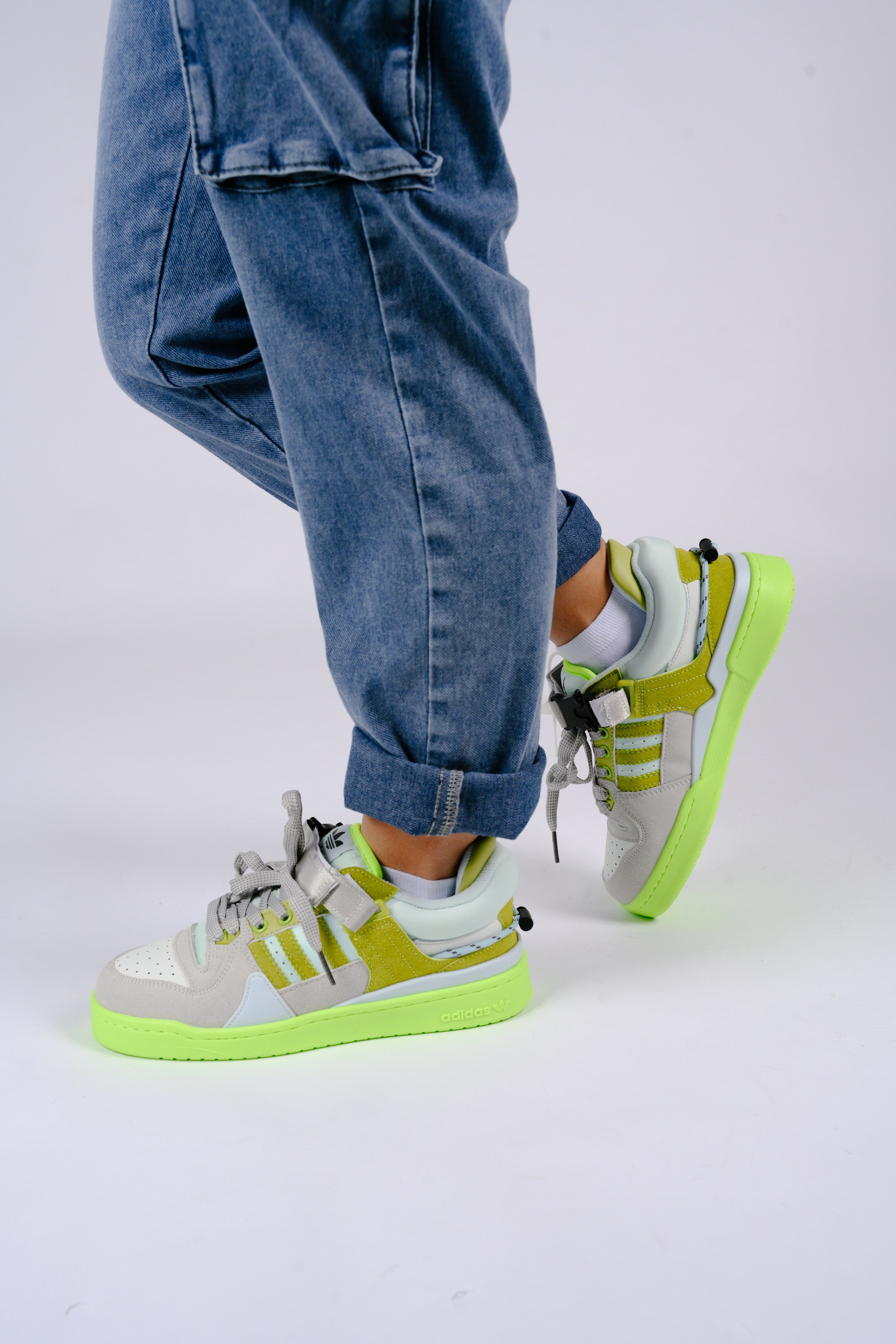 Кроссовки для wb. Фотограф в Красноярске