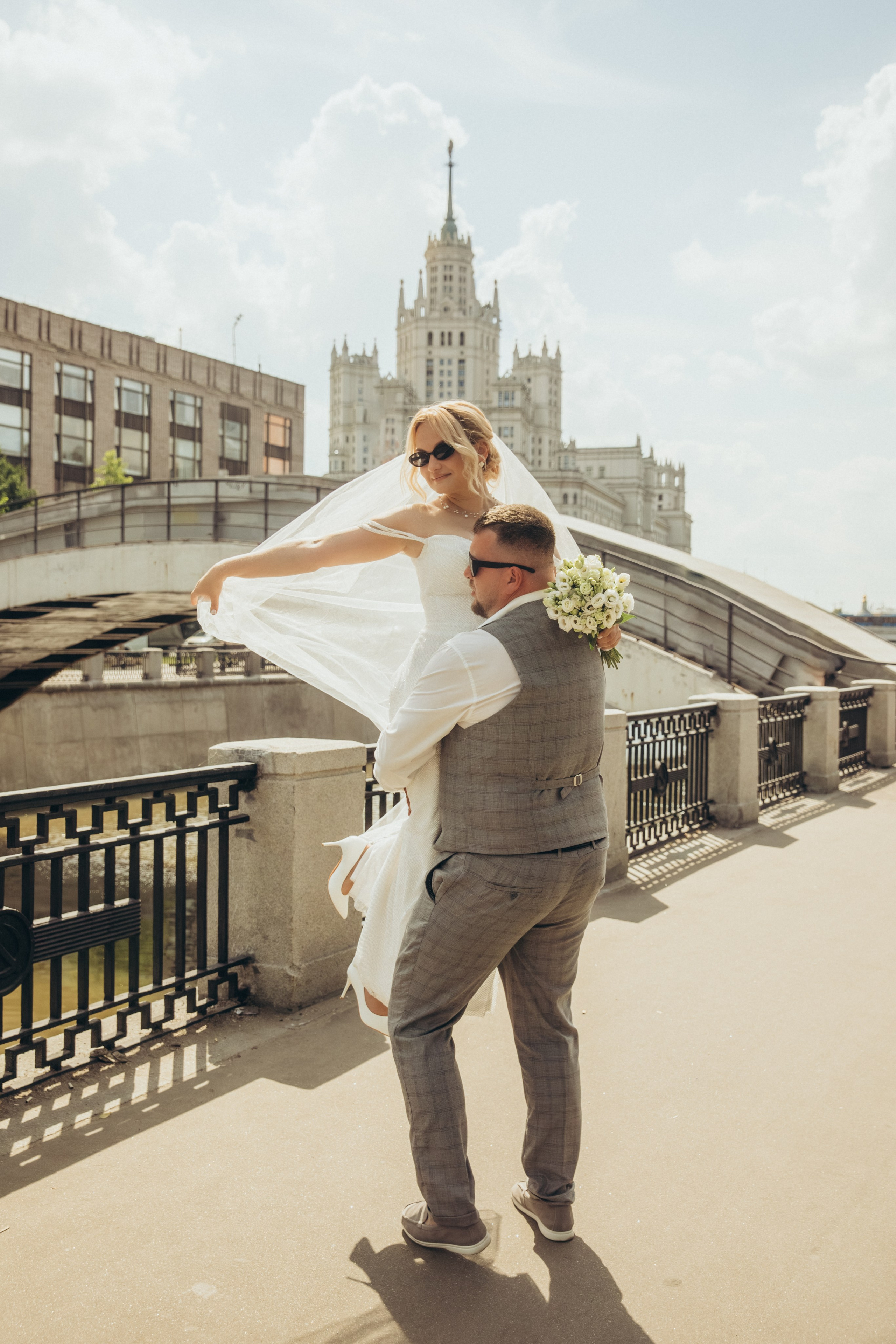Тессинский мост свадьба. Свадебный и семейный фотограф Москва и Московская область