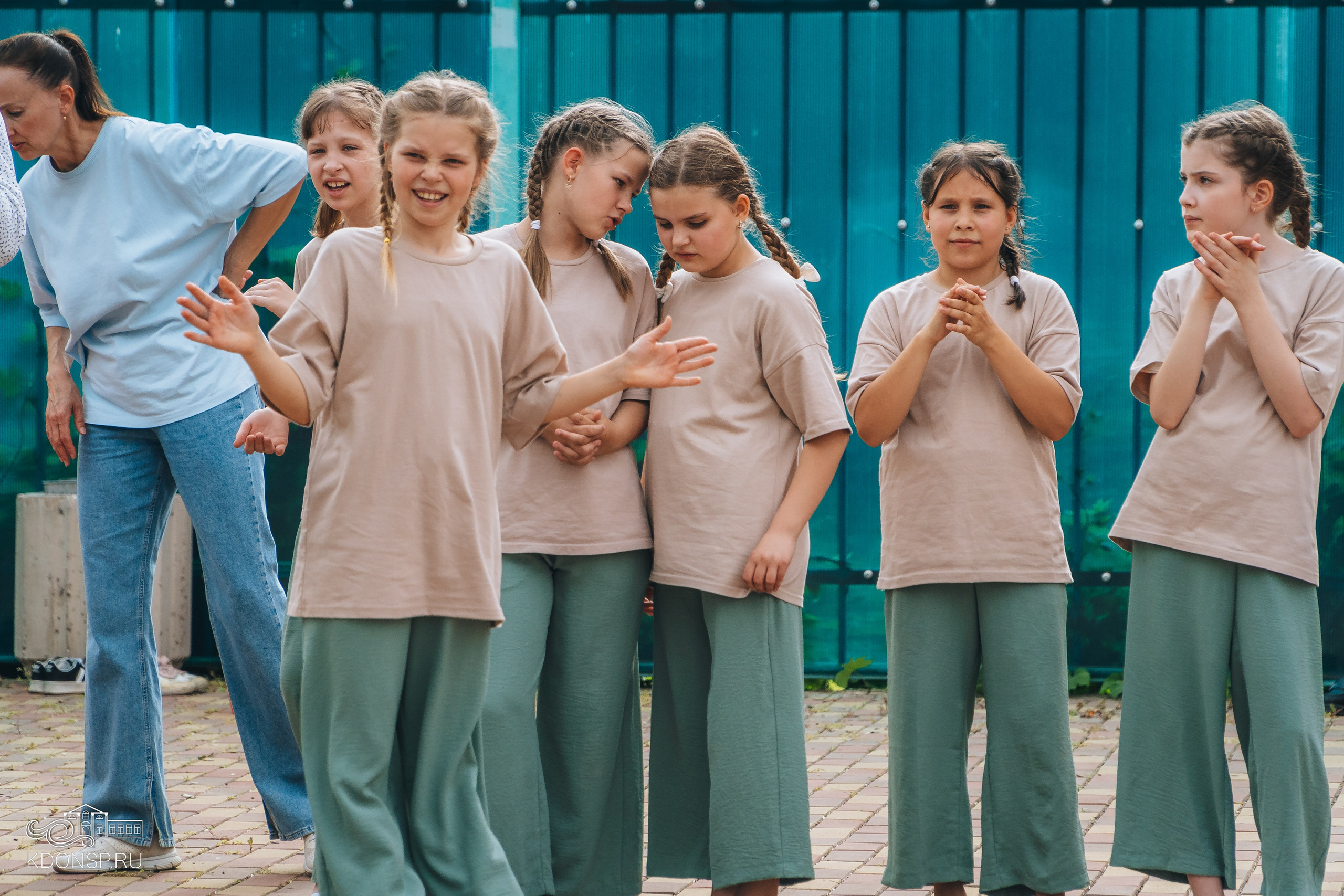 «Весна танцевальная». Новотитаровский Дом культуры