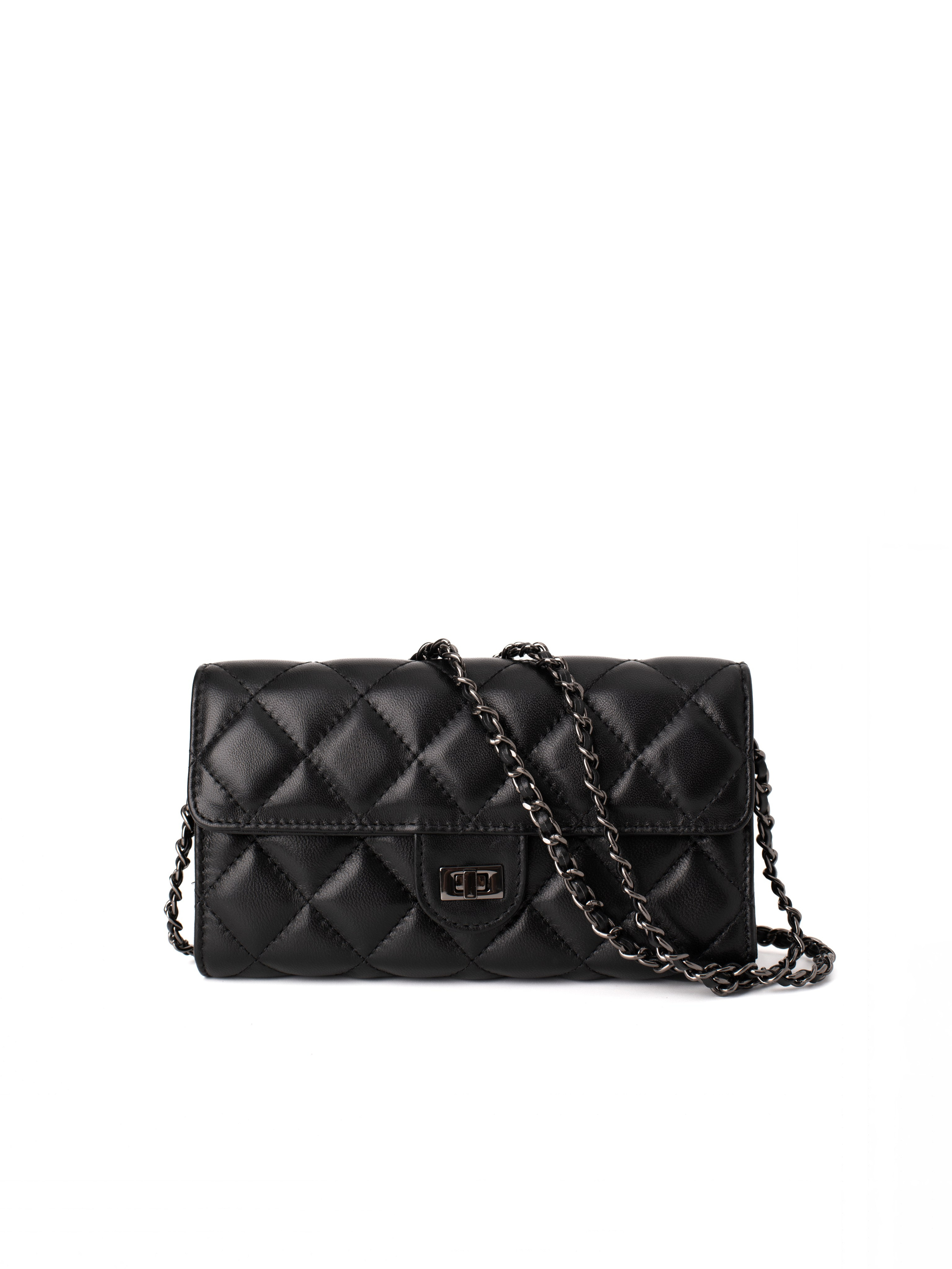 Женские сумки. Фотостудия предметной и модельной съёмки для маркетплейсов