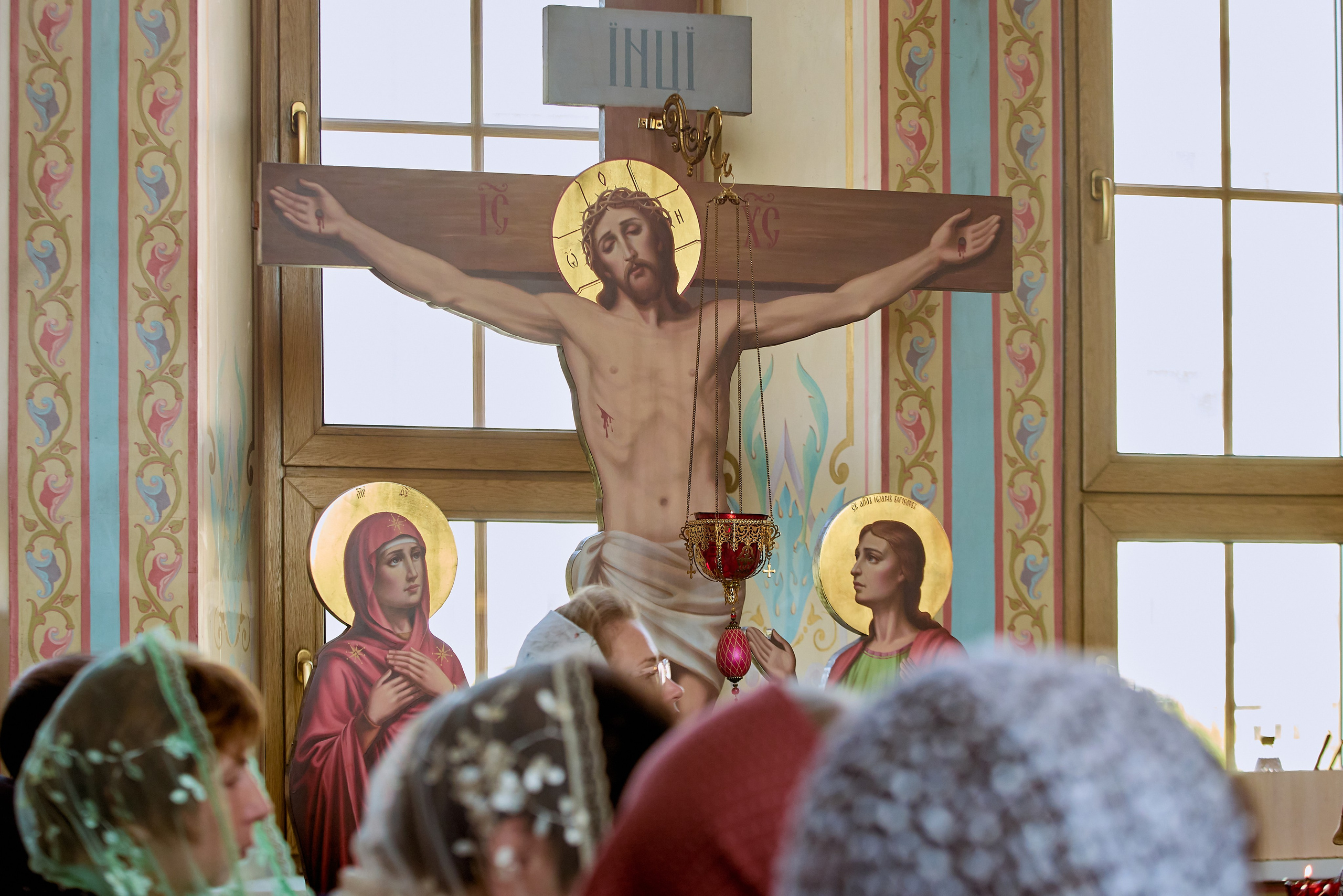 Фотографии Литургии в Праздник Святых Жен Мироносиц