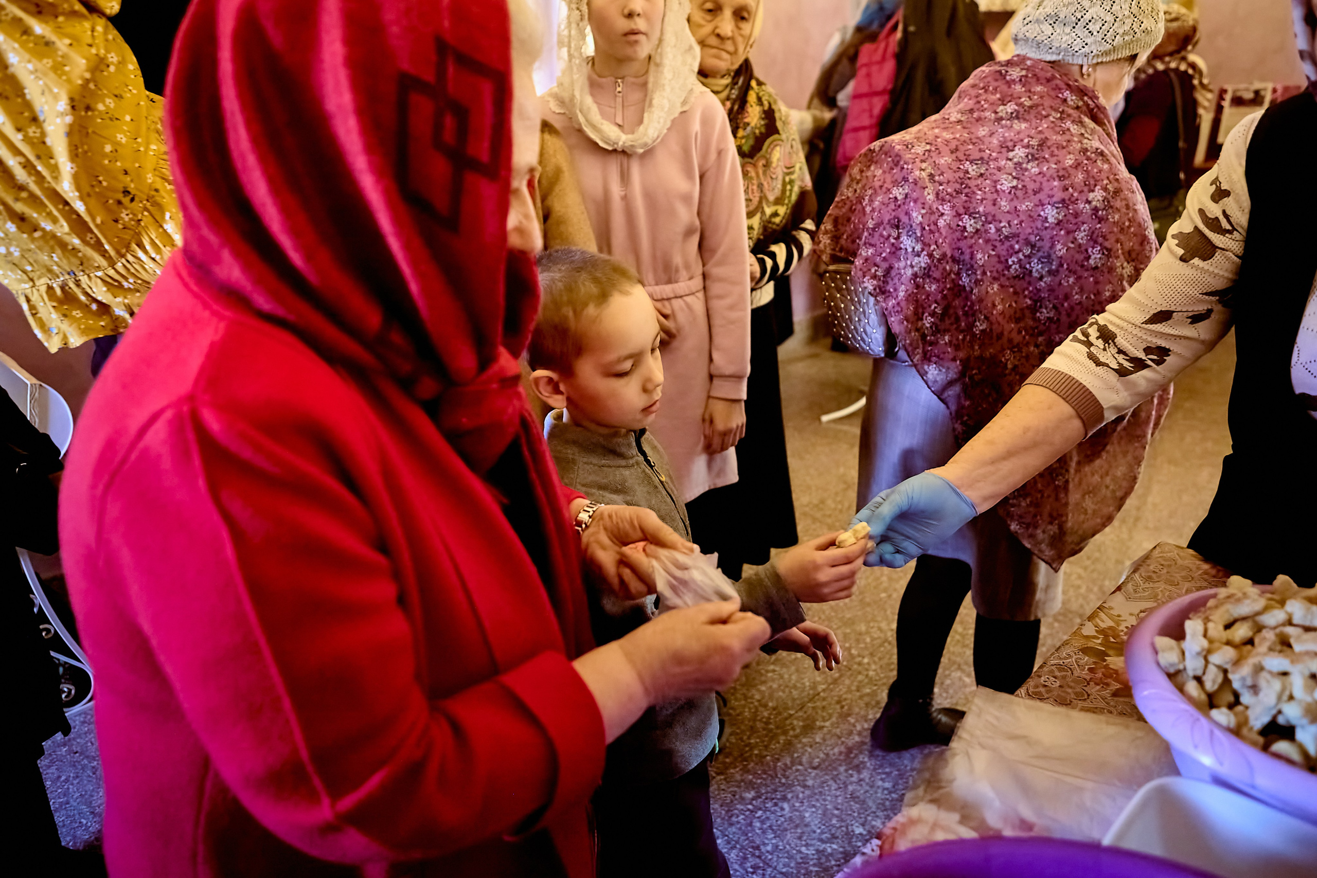 Фотографии Божественной Литургии в Неделю Крестопоклонную