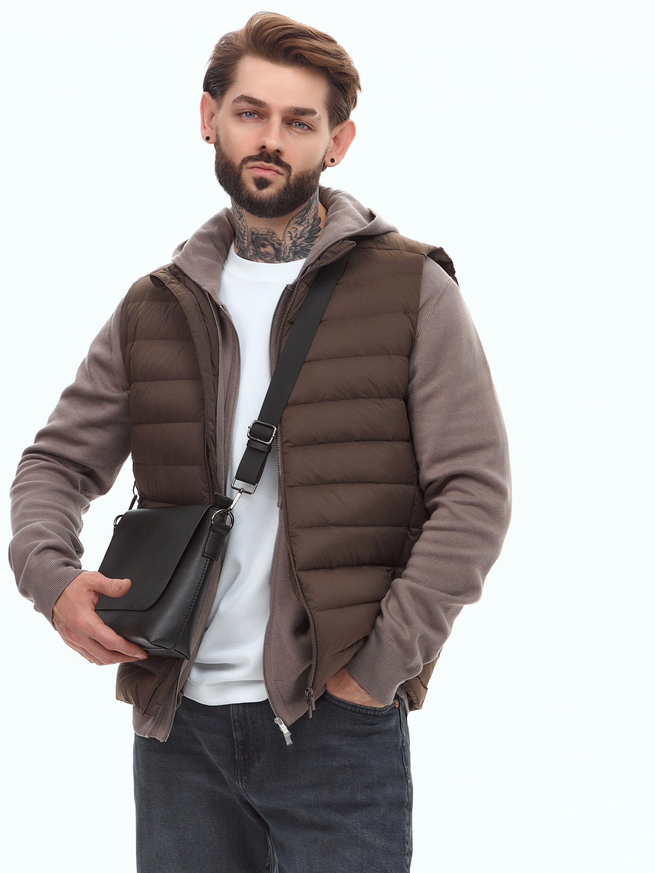 САША. Продающий контент для маркетплейсов и e-commerce «под ключ»