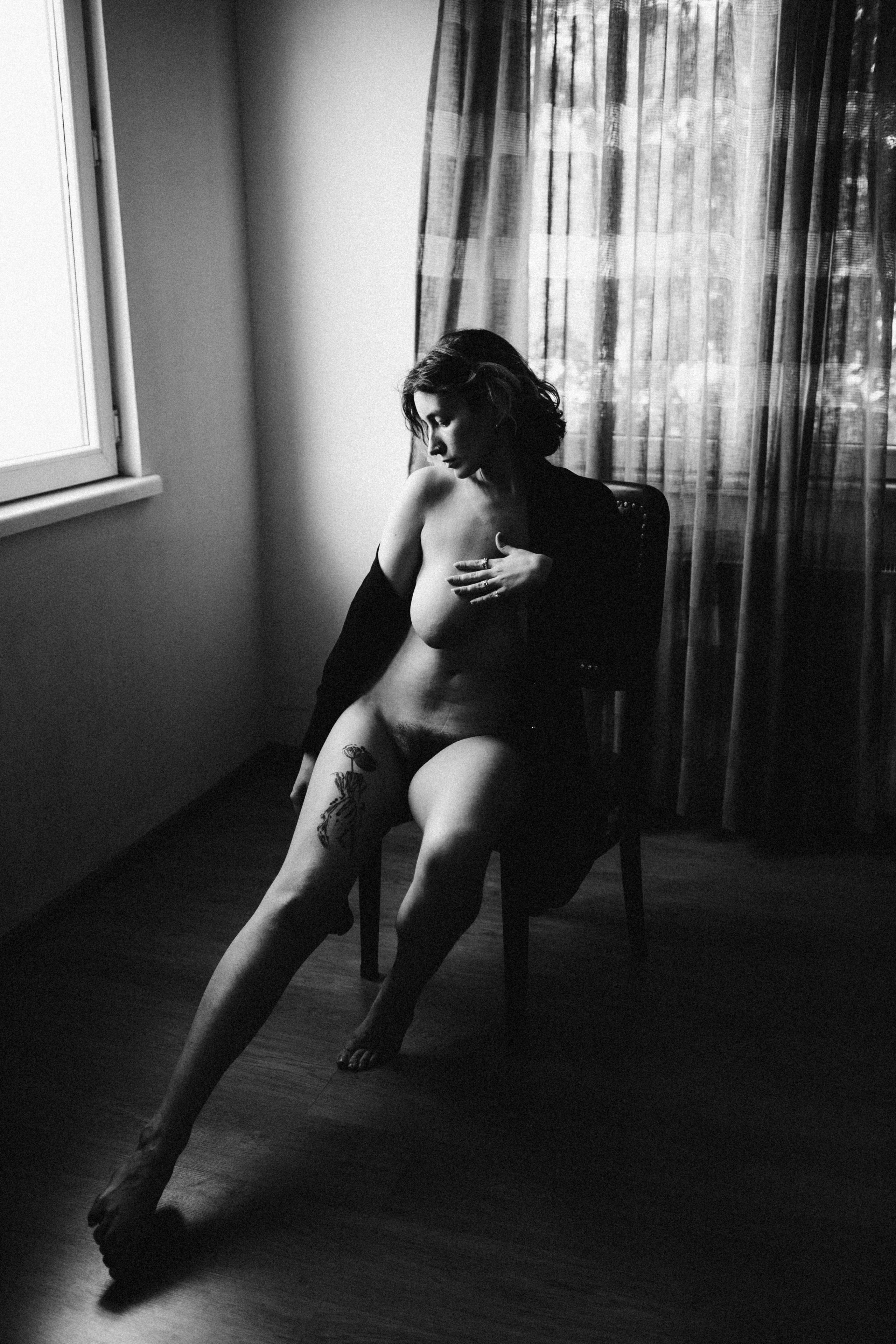 Женская ню фотография. Портреты и фотографические истории Анастасии Марченко