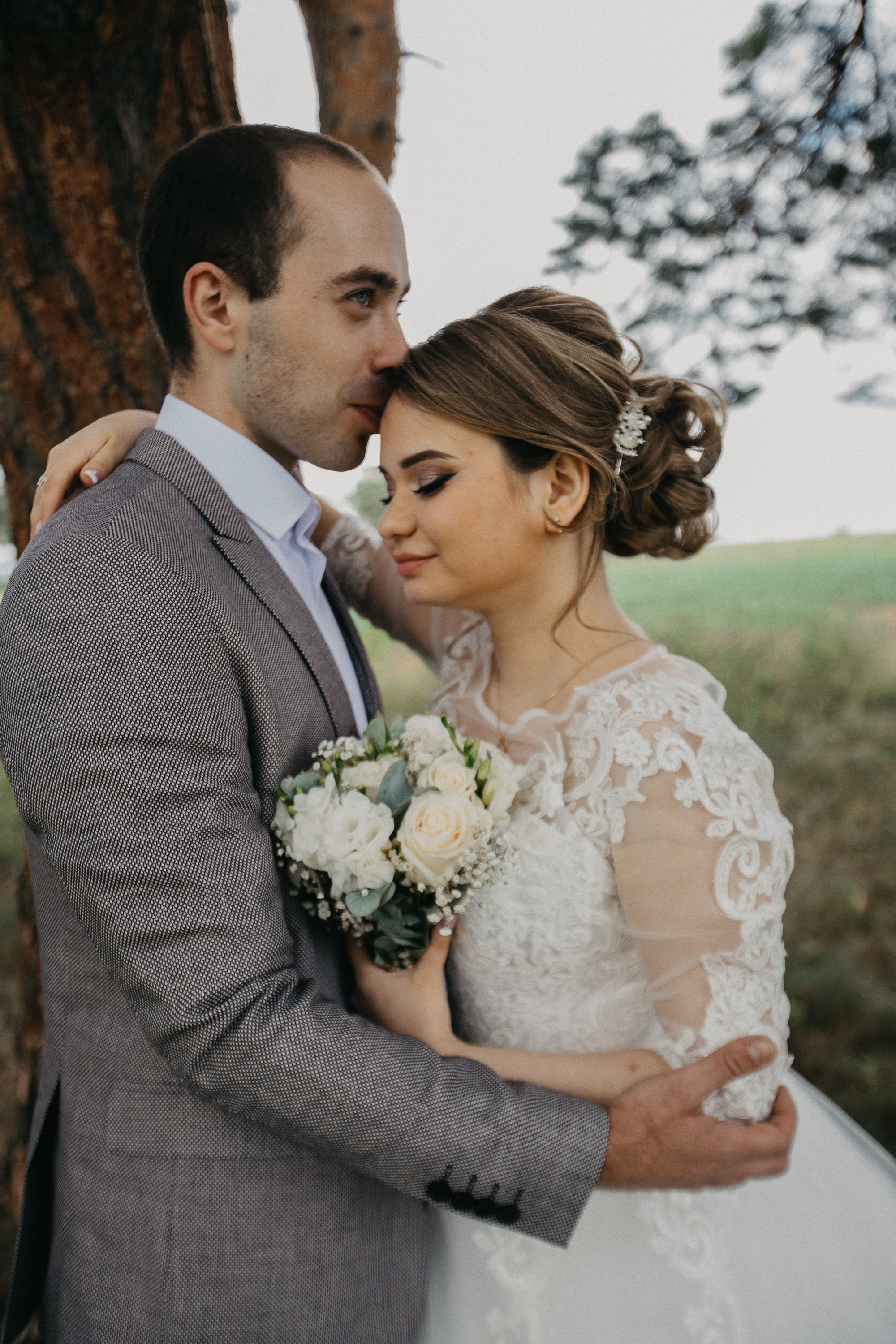 Свадебная фотосессия в Серпухове Михаила и Елены. Выпускные альбомы в Серпухове