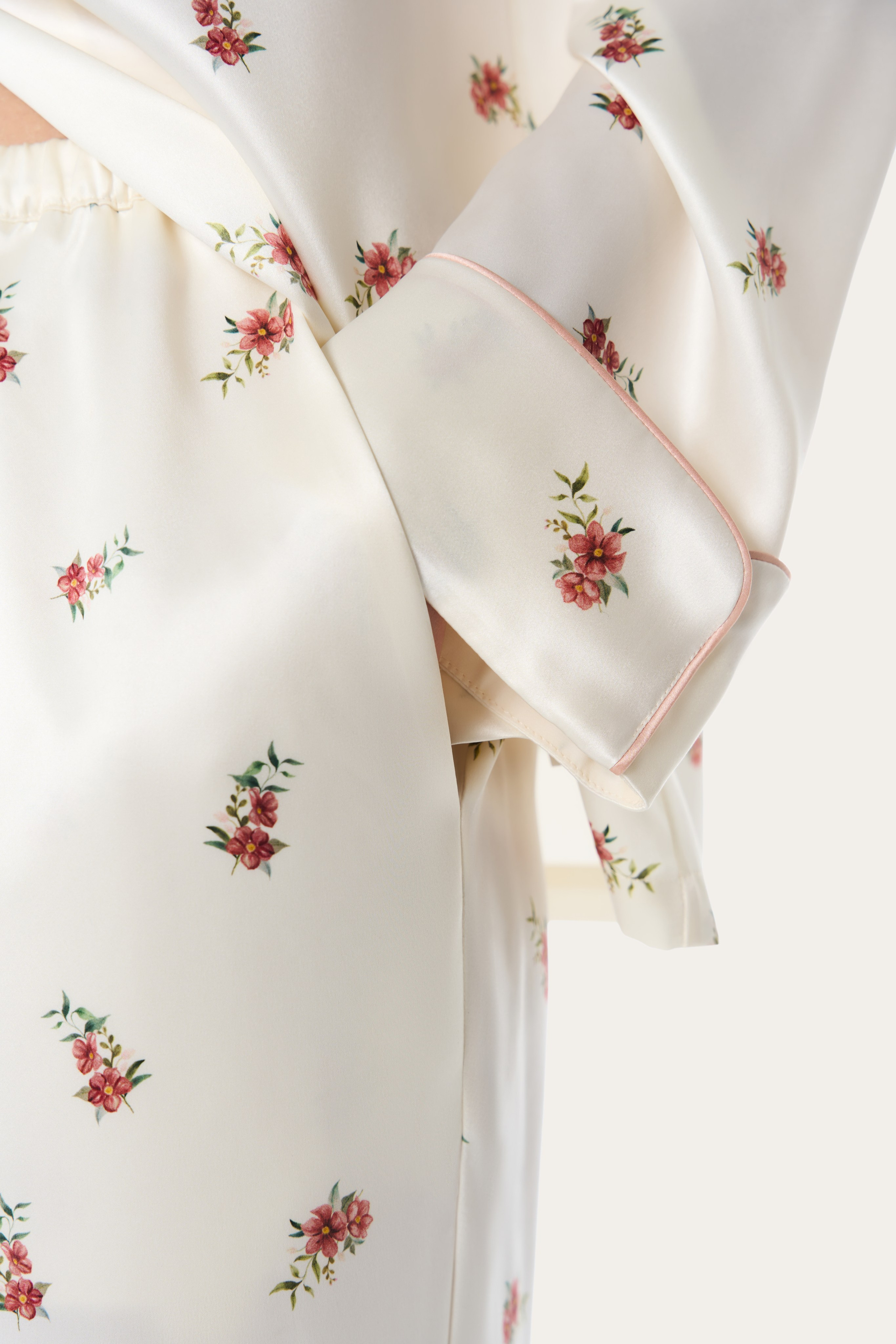 Ayris silk catalog. Юлия Пестрикова