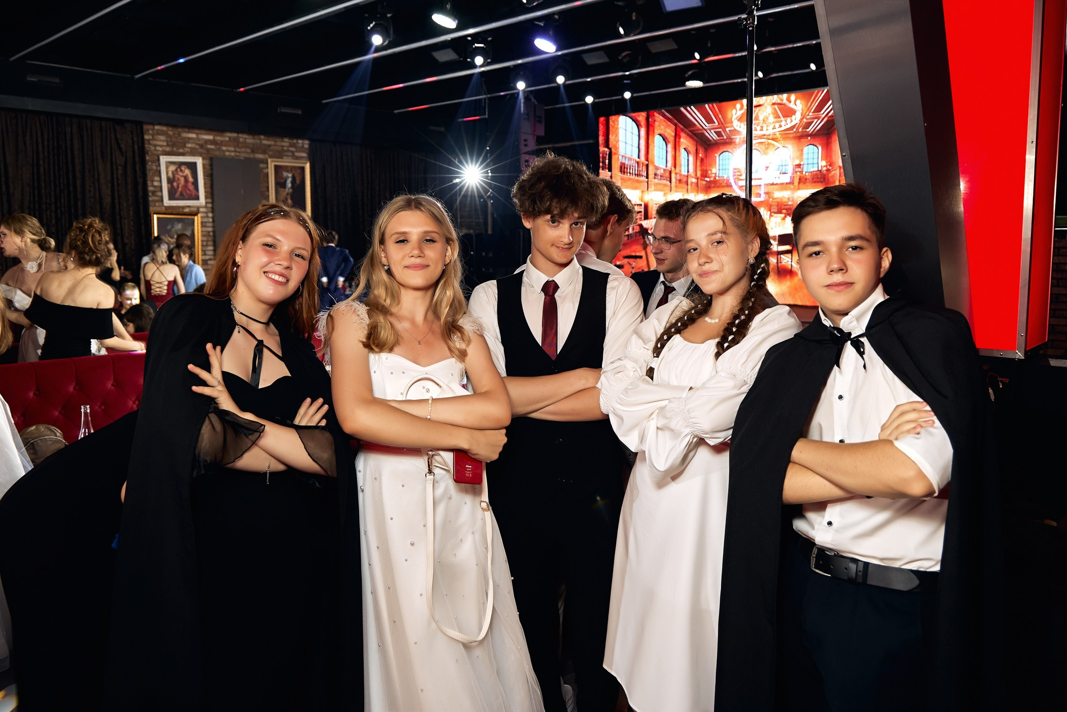 Фотограф на выпускной. Свадебный репортажный и фуд фотограф в Барнауле Гайфулин Виталий