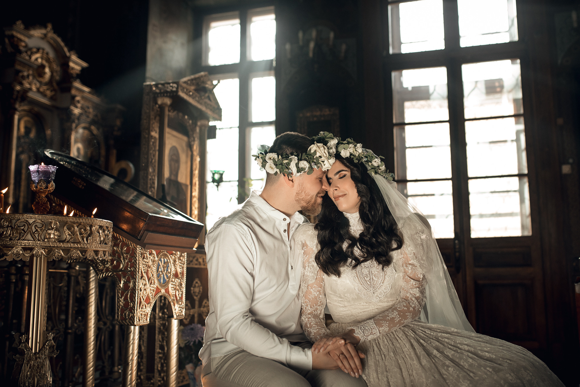 Муж и жена, фотография в храме, что одеть в храм на венчание