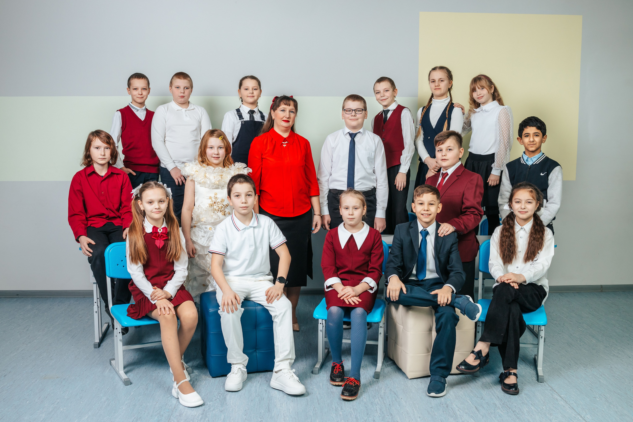 4 класс. Студия школьной фотографии в Твери. Выпускные альбомы в Твери