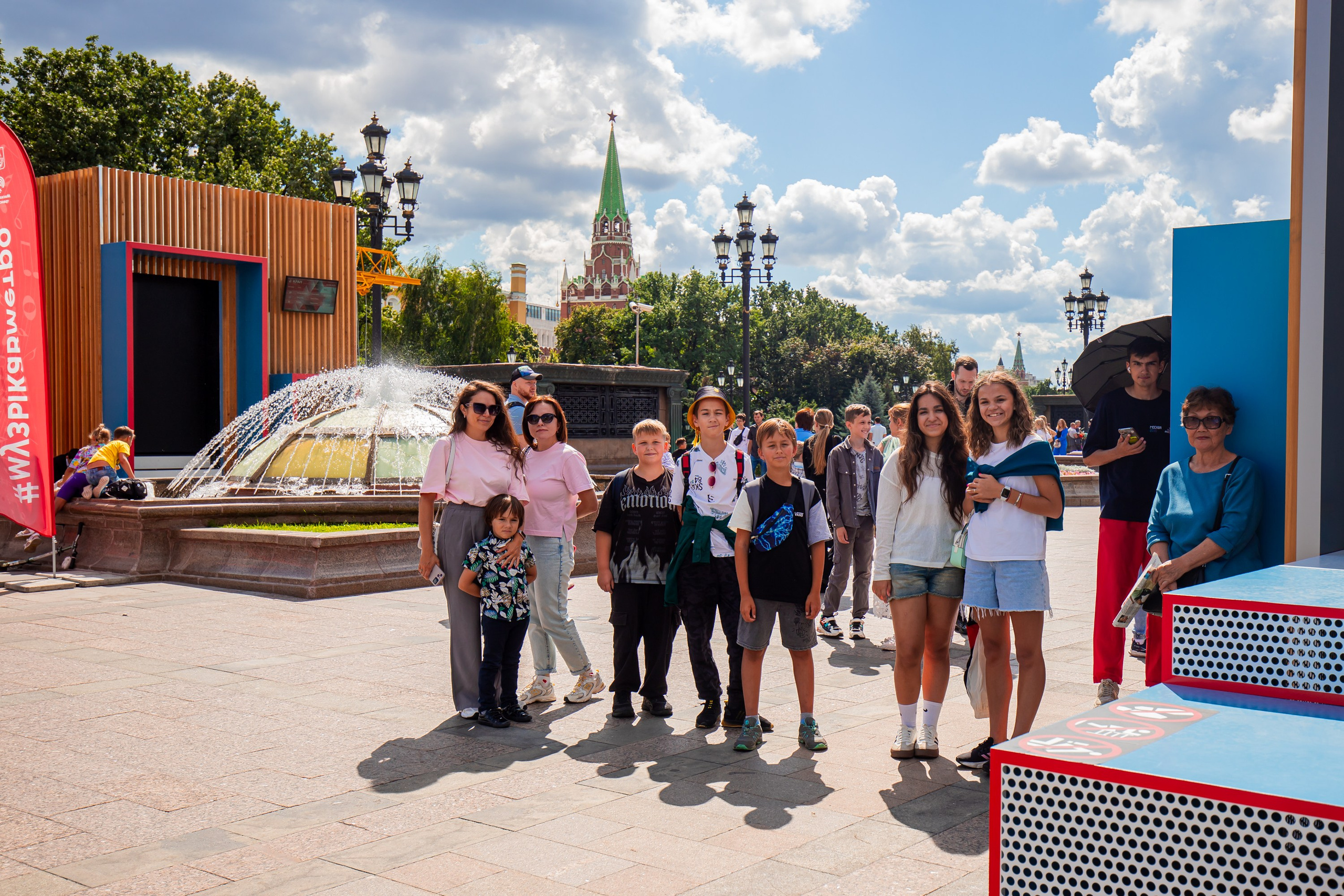 Москва 2030. Репортажный и fashion фотограф в Москве Сергей Бардин