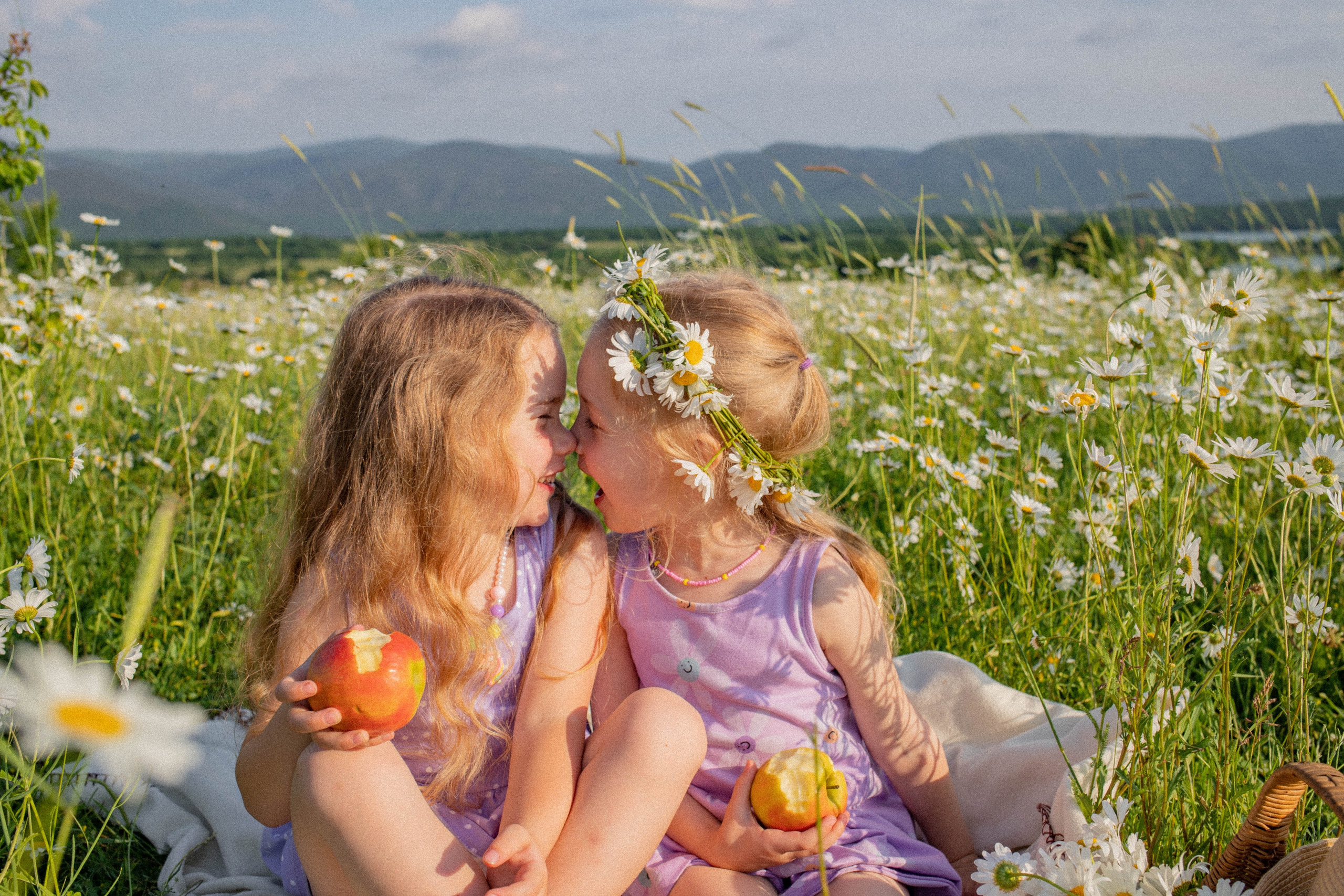 Подруги. Фотограф Немазенко Ольга