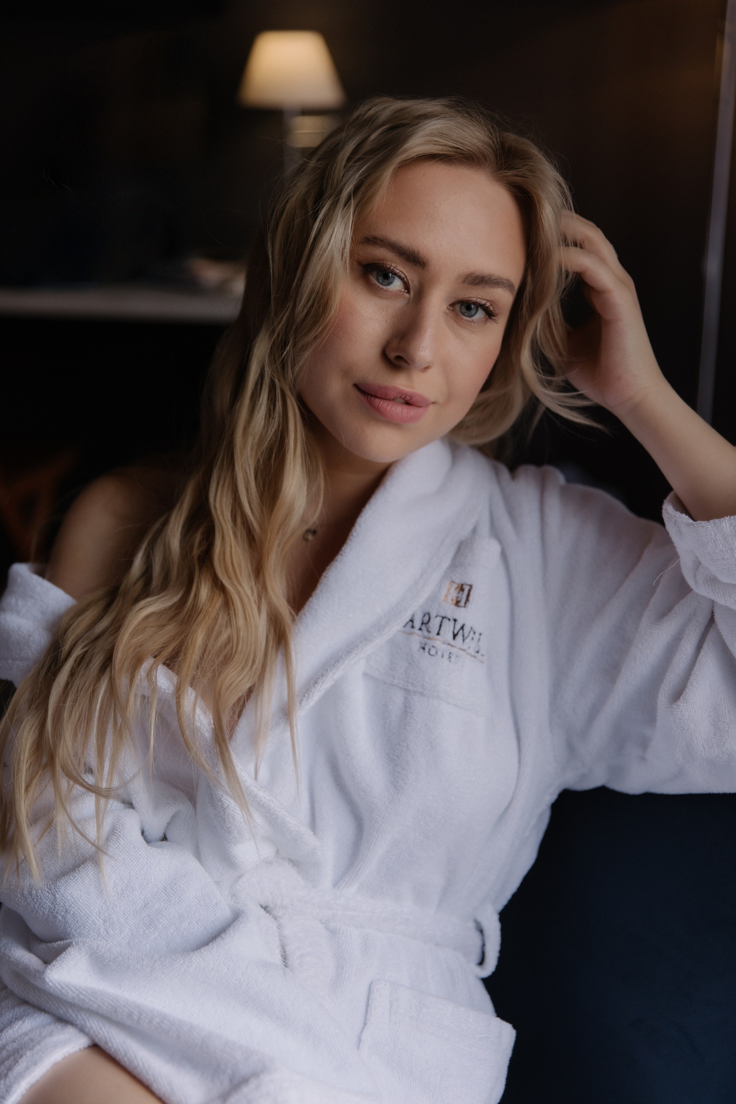 Саша. Фотодень в отеле. Семейный и свадебный фотограф в Москве и Зеленограде Пилипенко Юлия