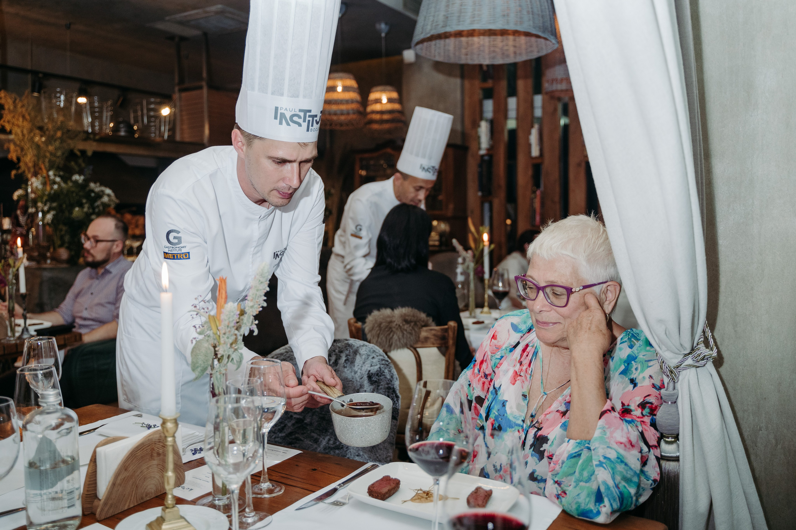 Открытый ужин с Mishlen Шеф Поварами. Репортажный и свадебный фотограф в Москве Рая Небогатова