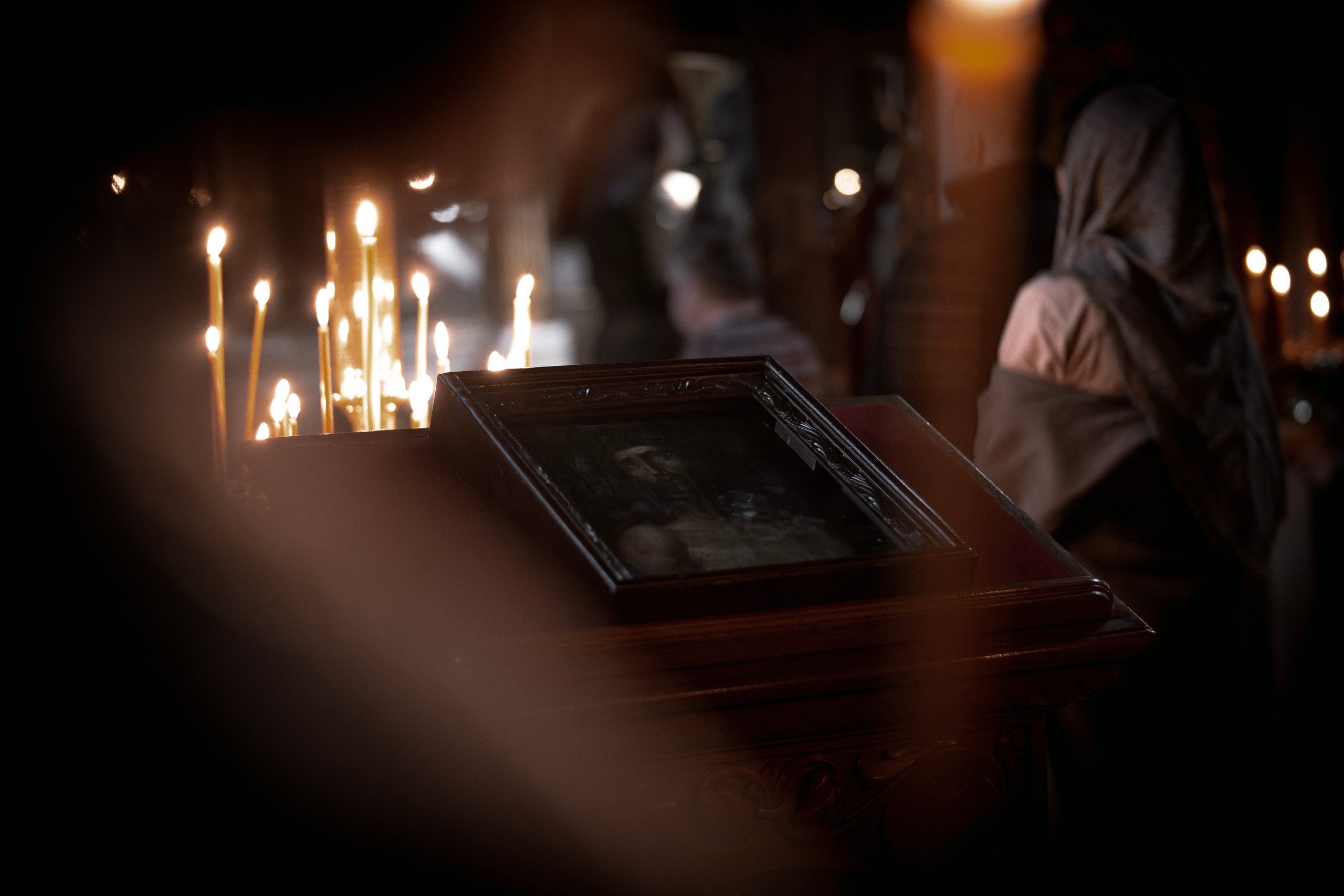 БОГОСЛУЖЕНИЯ. Фотограф Елена Лунева