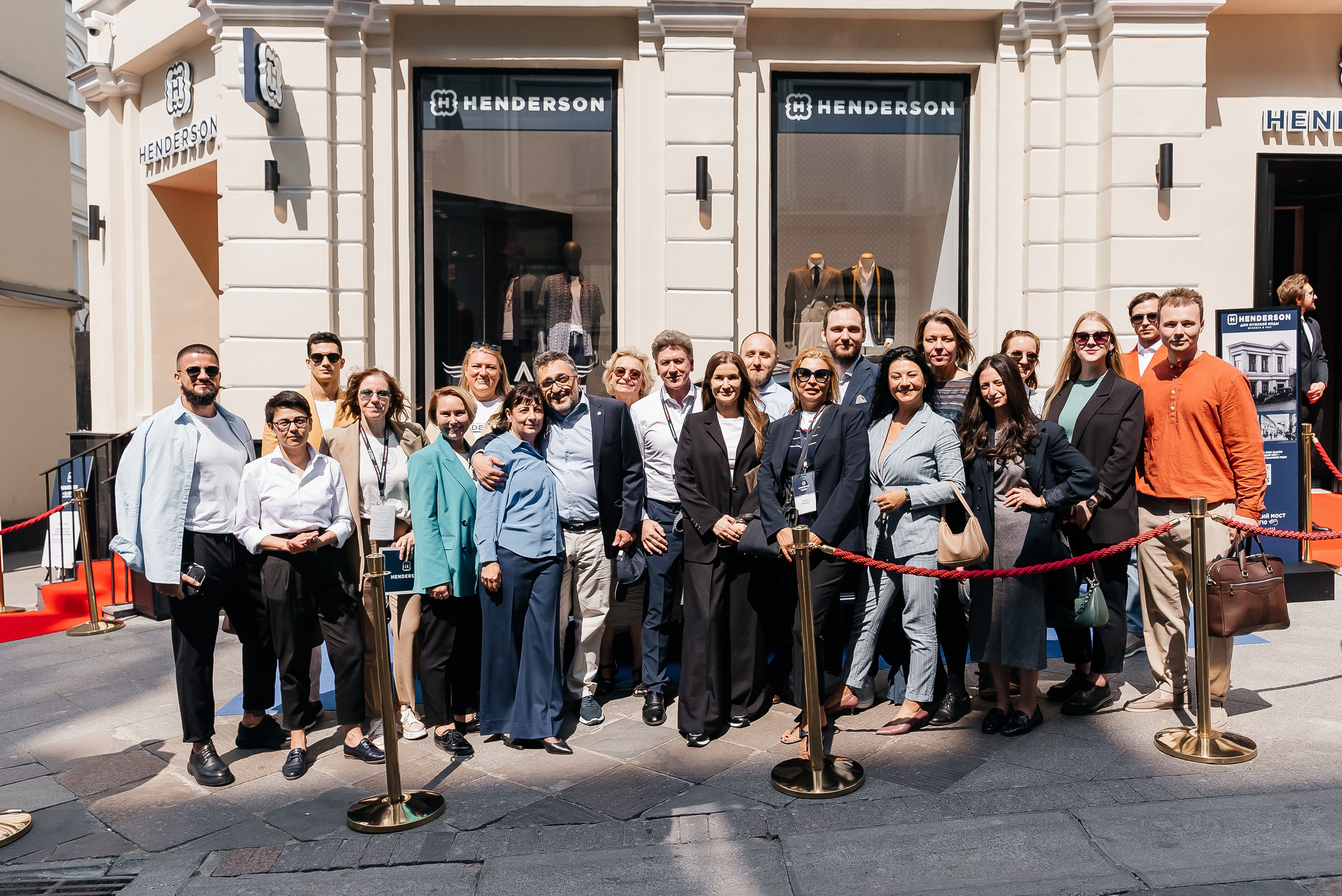 Henderson. Павел Краснов — Свадебный и репортажный фотограф в Москве