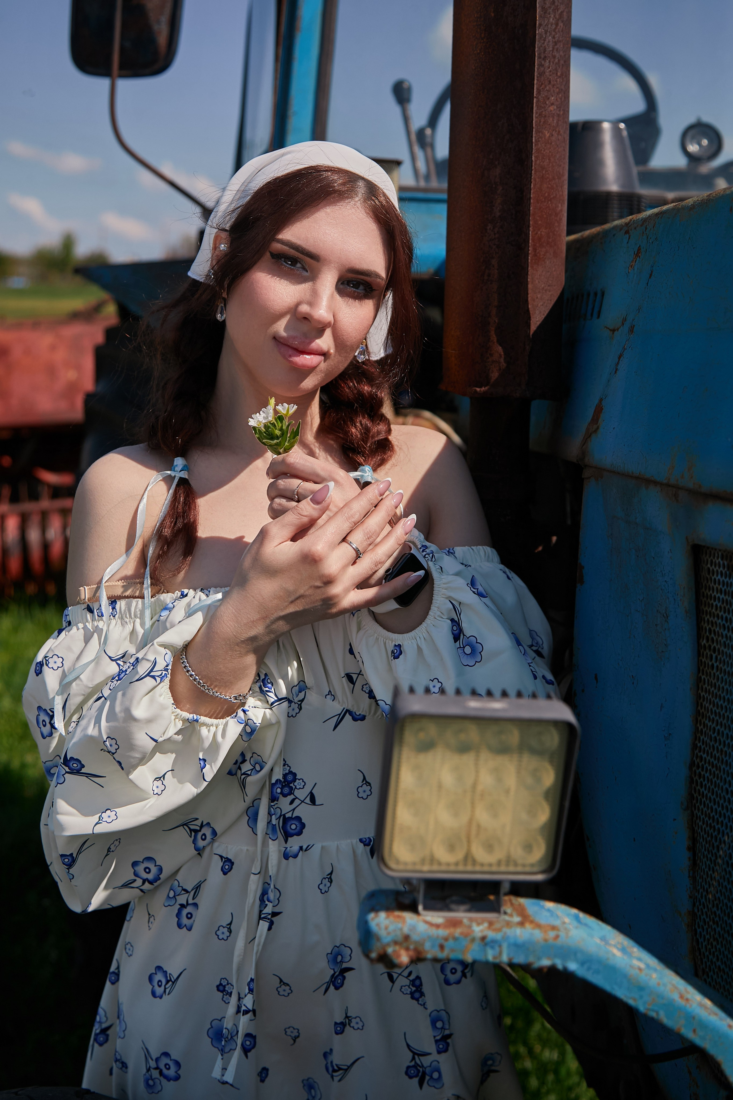 «Трактор». Свадебный и креативный фотограф в ЮФО и МСК