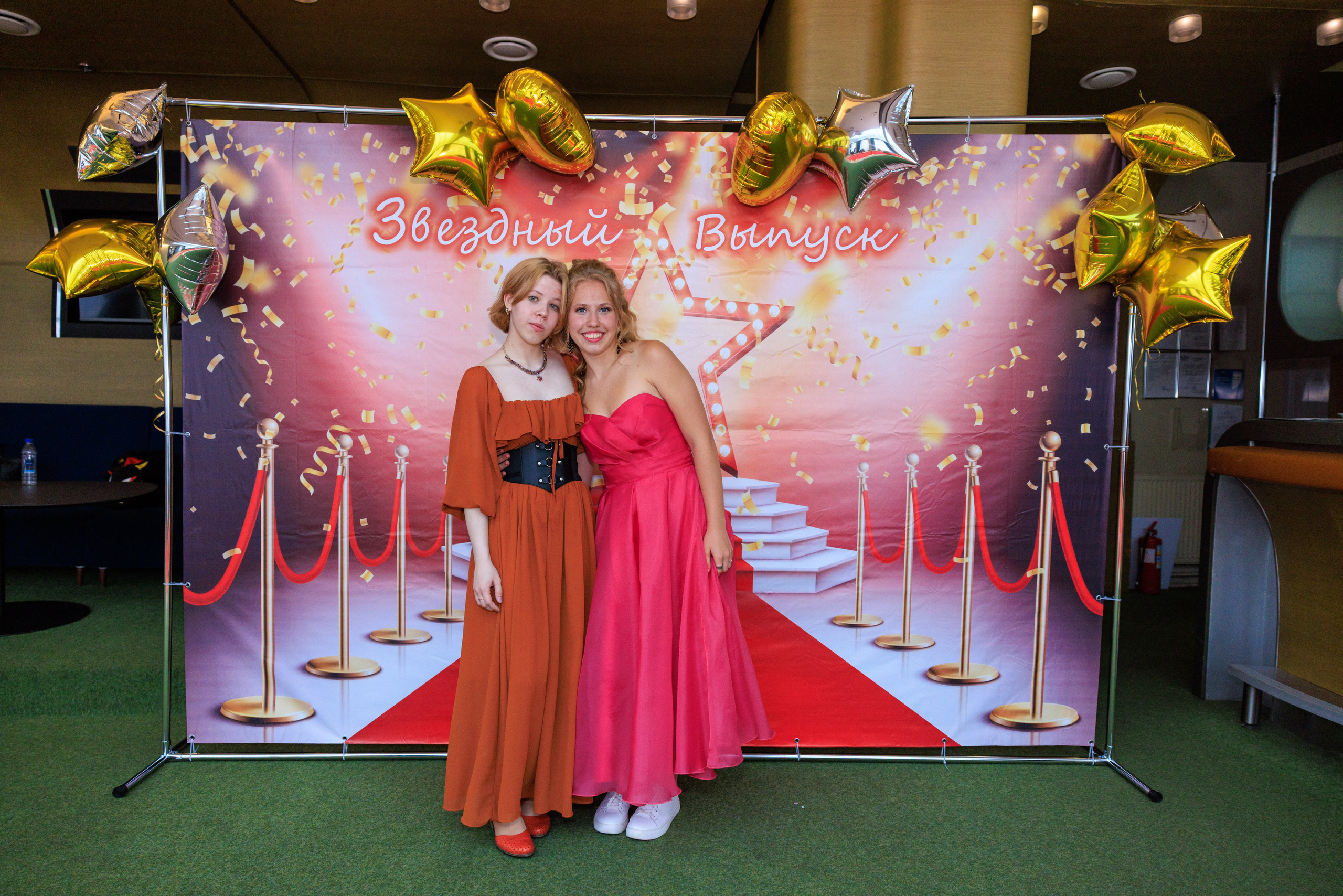 Выпускной лицея 244. Фотограф Александр Заломаев