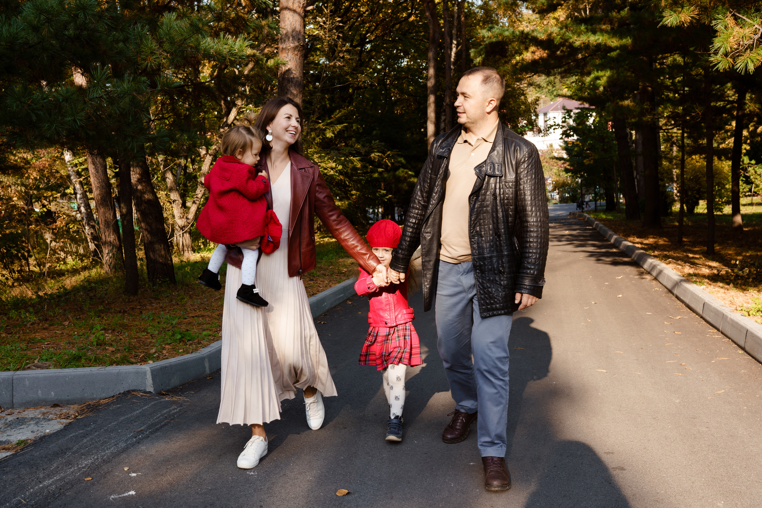 Анютка, Женя, Поля и Яночка. Nadia Fay