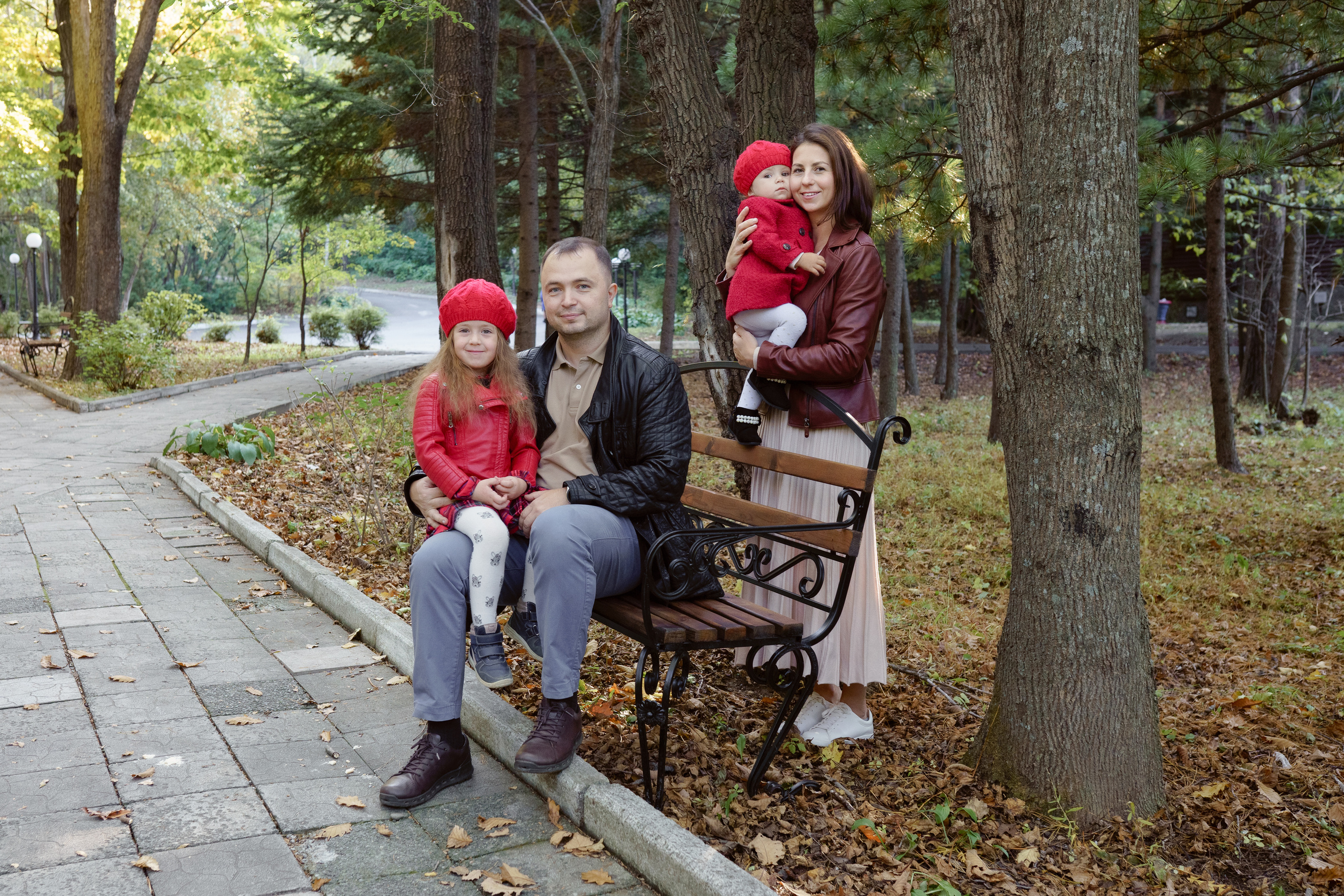 Анютка, Женя, Поля и Яночка. Nadia Fay