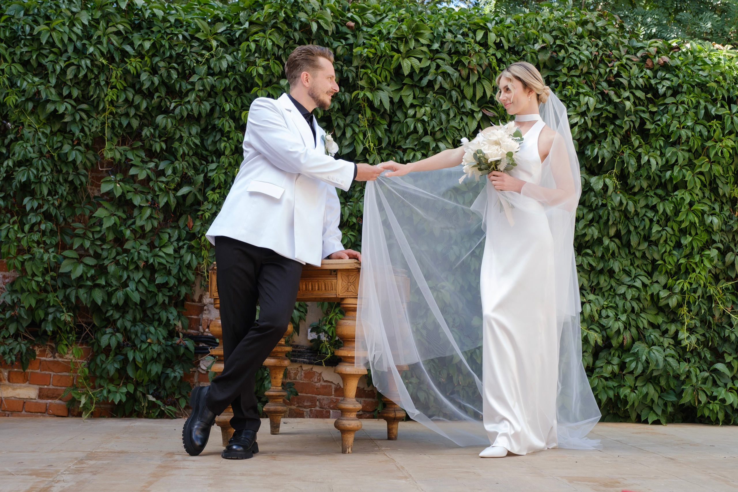 Alexander Alina. Wedding photographer