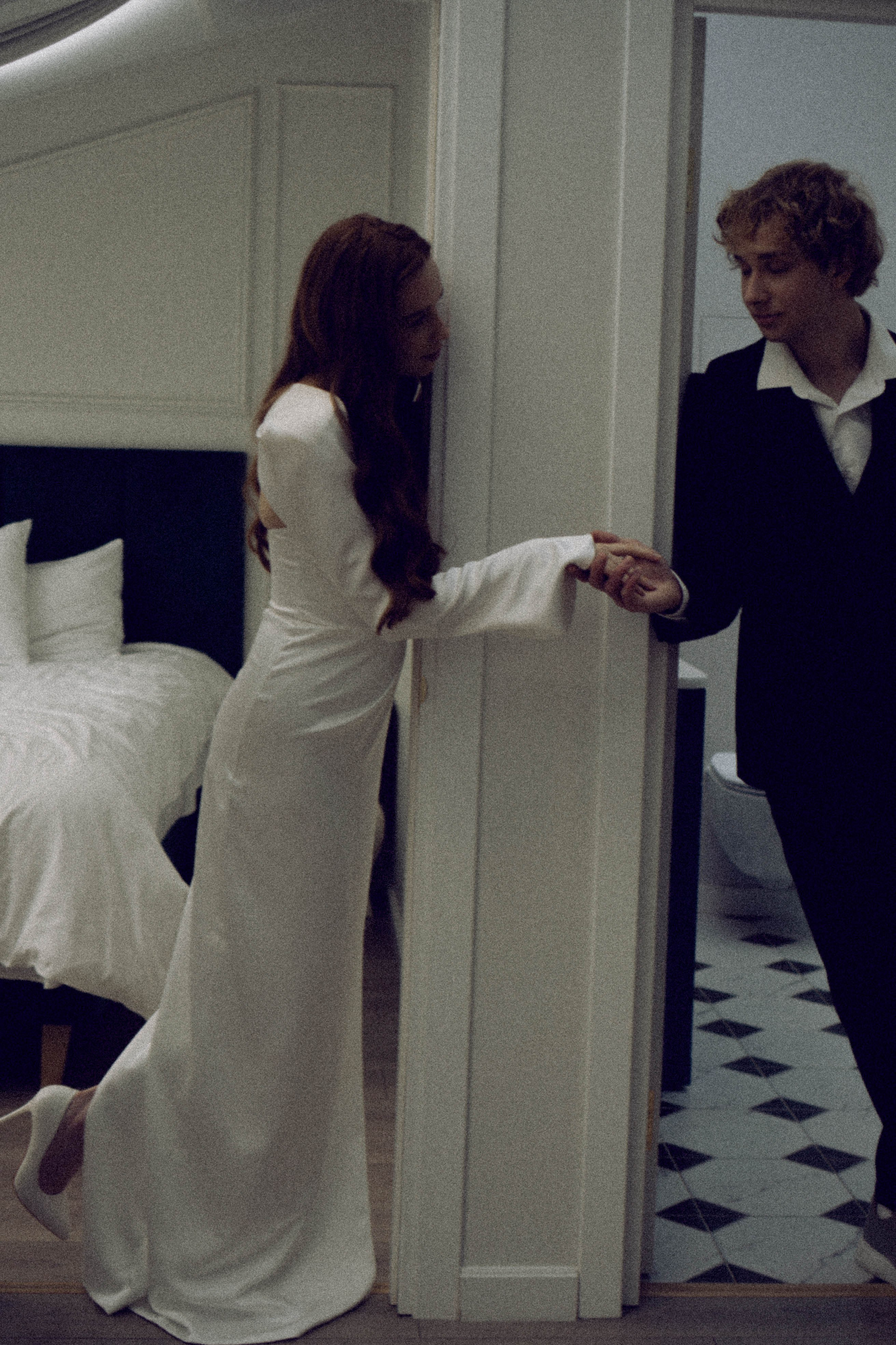 СВАДЕБНАЯ СЬЕМКА В ОТЕЛЕ. СБОРЫ ЖЕНИХА И НЕВЕСТЫ И ТАКЖЕ ТОР И ПОДГОТОВКА К ПРОГУЛКЕ. Профессиональный фотограф, Санкт-Петербург — Виктория Богомолова