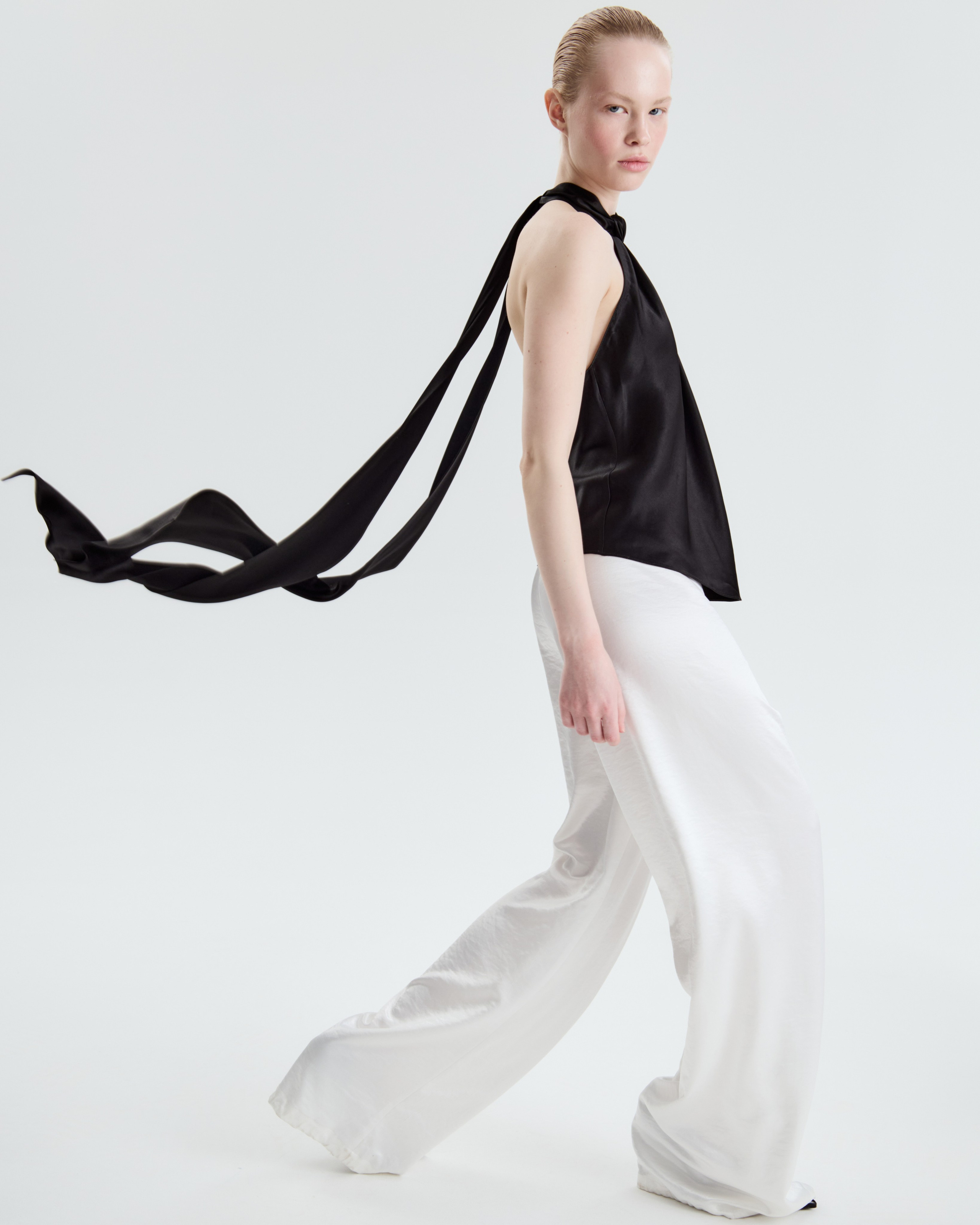 Room513. Фотограф и видеограф для брендов в Москве