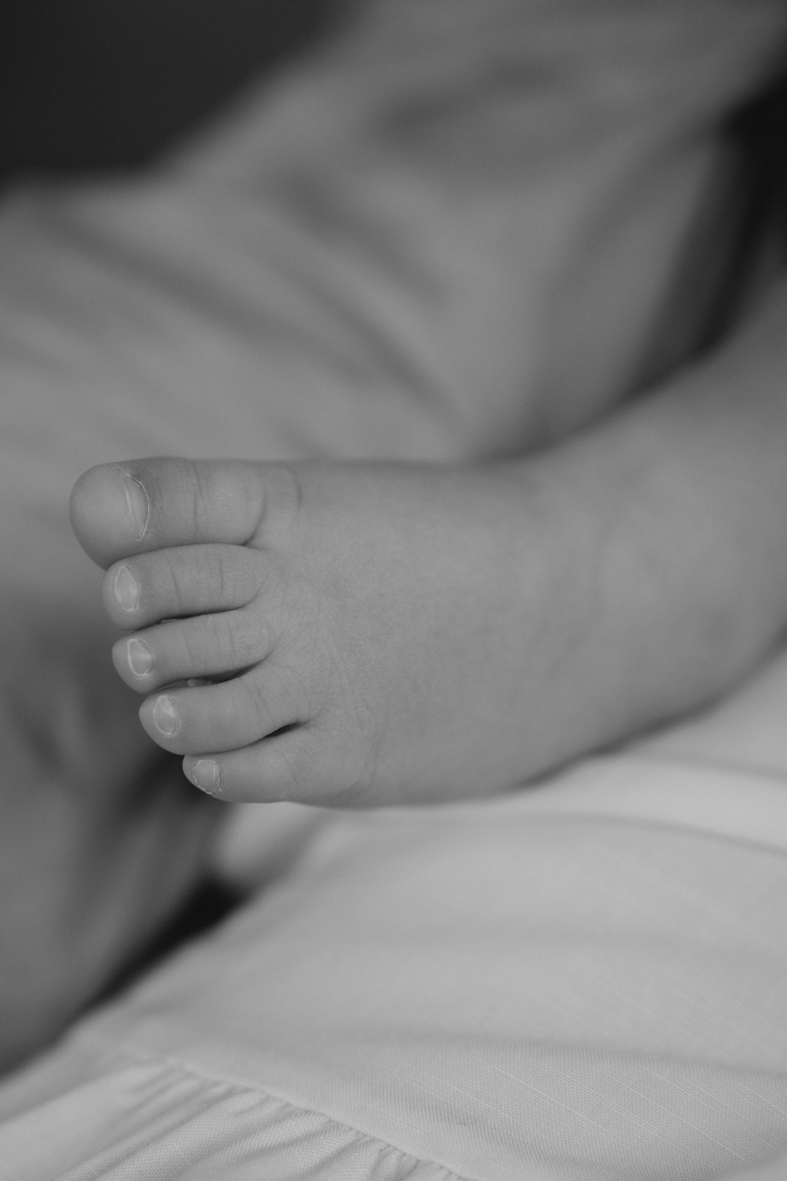 Маленькие ножки в читальне им. Пушкина. Ваш фотограф Вика Артемова