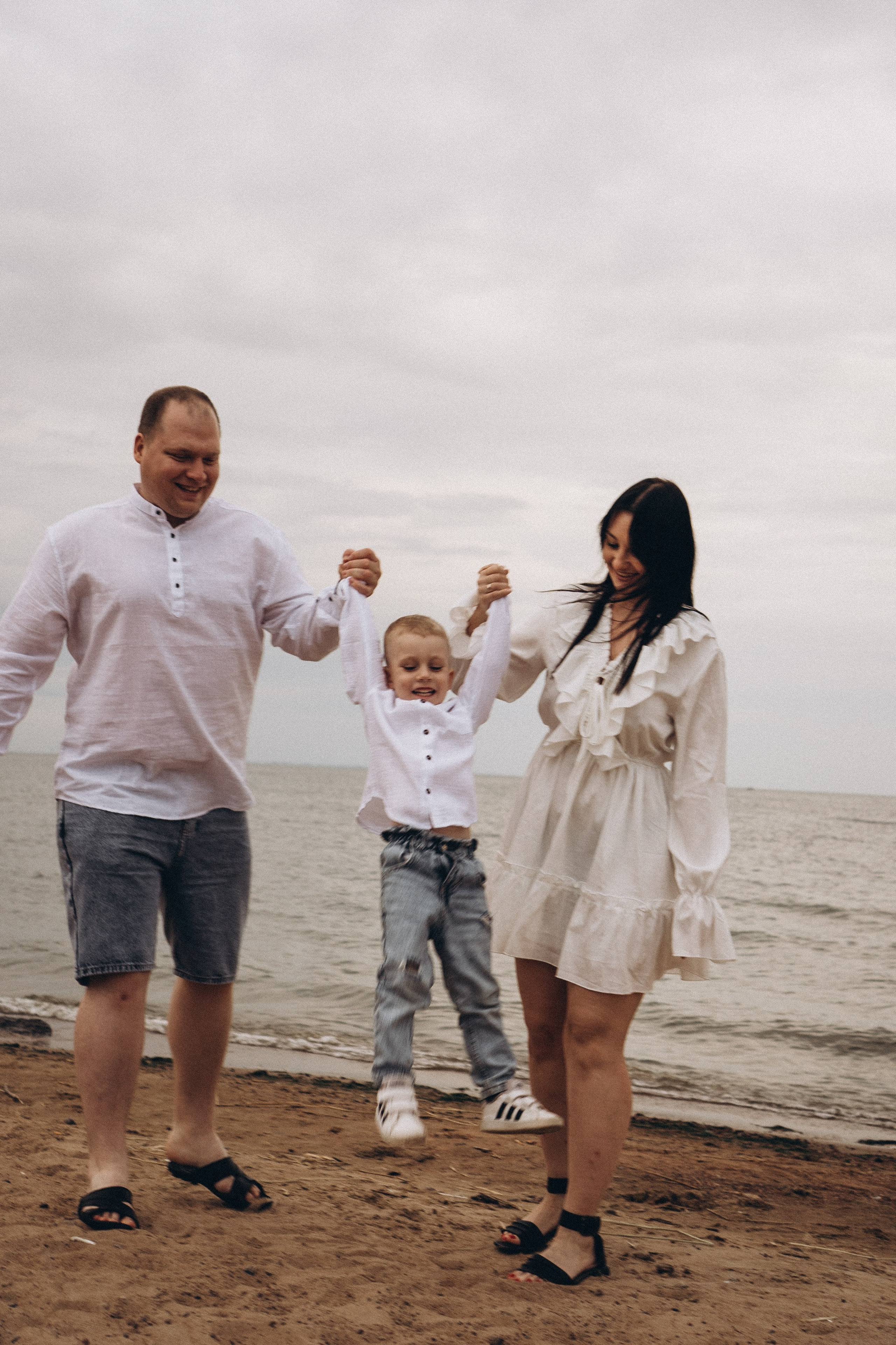 Семейная история на берегу залива. Профессиональный фотограф, Санкт-Петербург — Виктория Богомолова