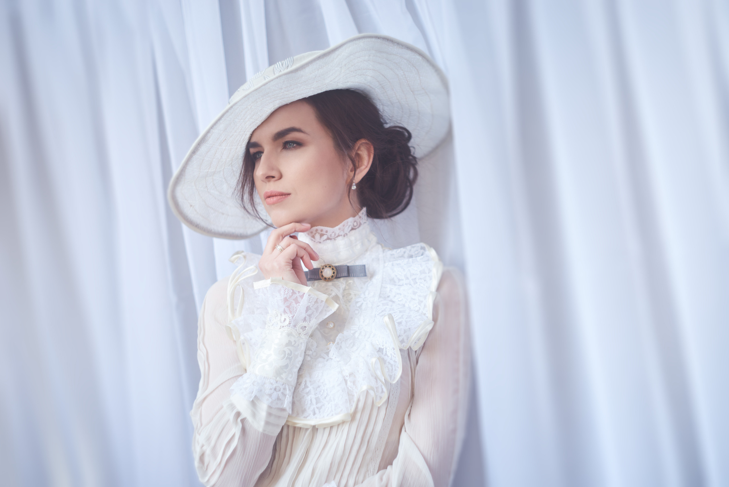 Французский поцелуй. Студийный, семейный, свадебный, фэшн и ню фотограф в Астрахани, производство выпускных альбомов. Руслан Кондрашин